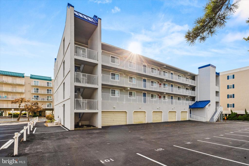 6 137TH STREET Unit: 303