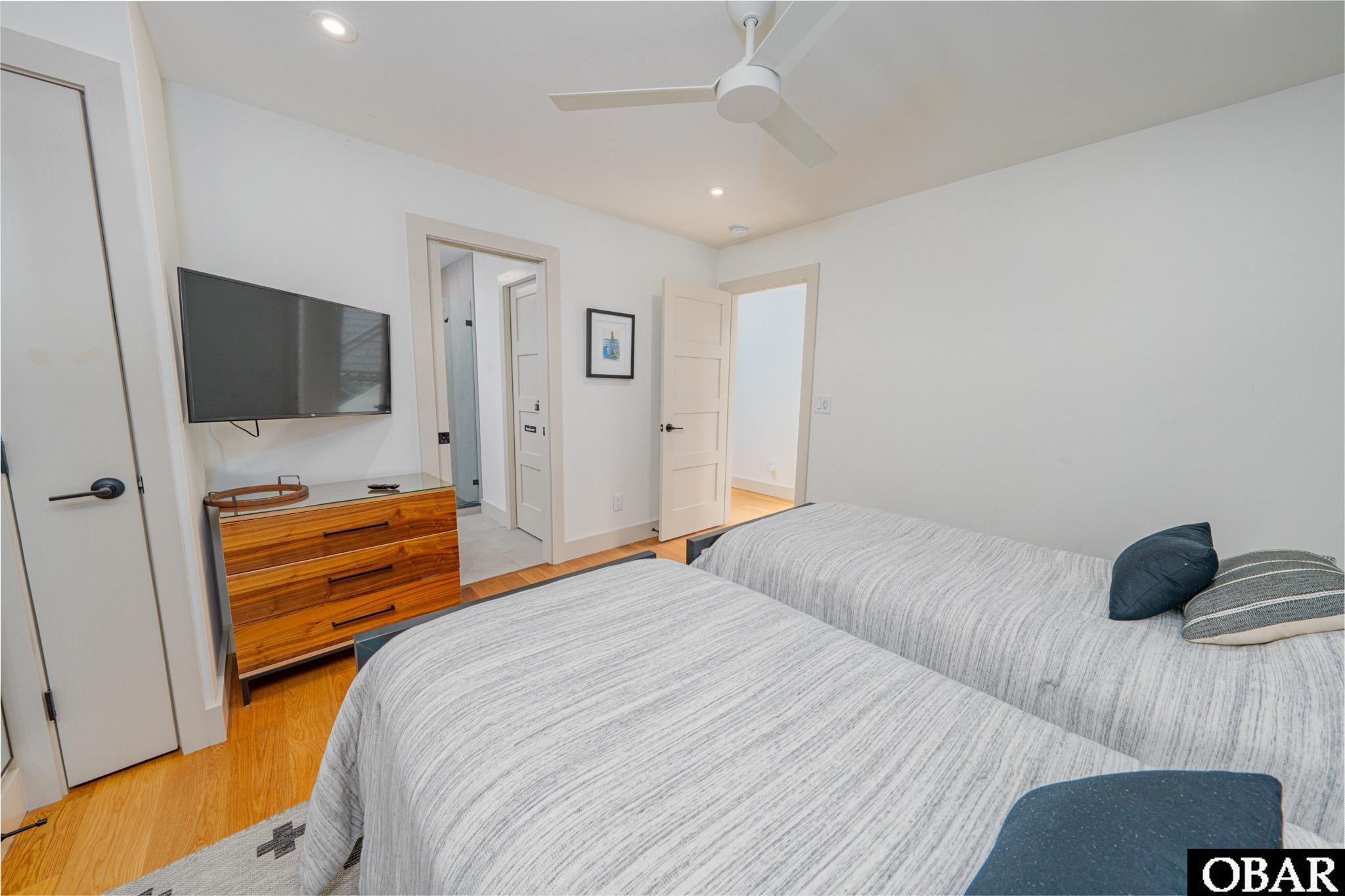 1903 N Virginia Dare Trail Lot 18