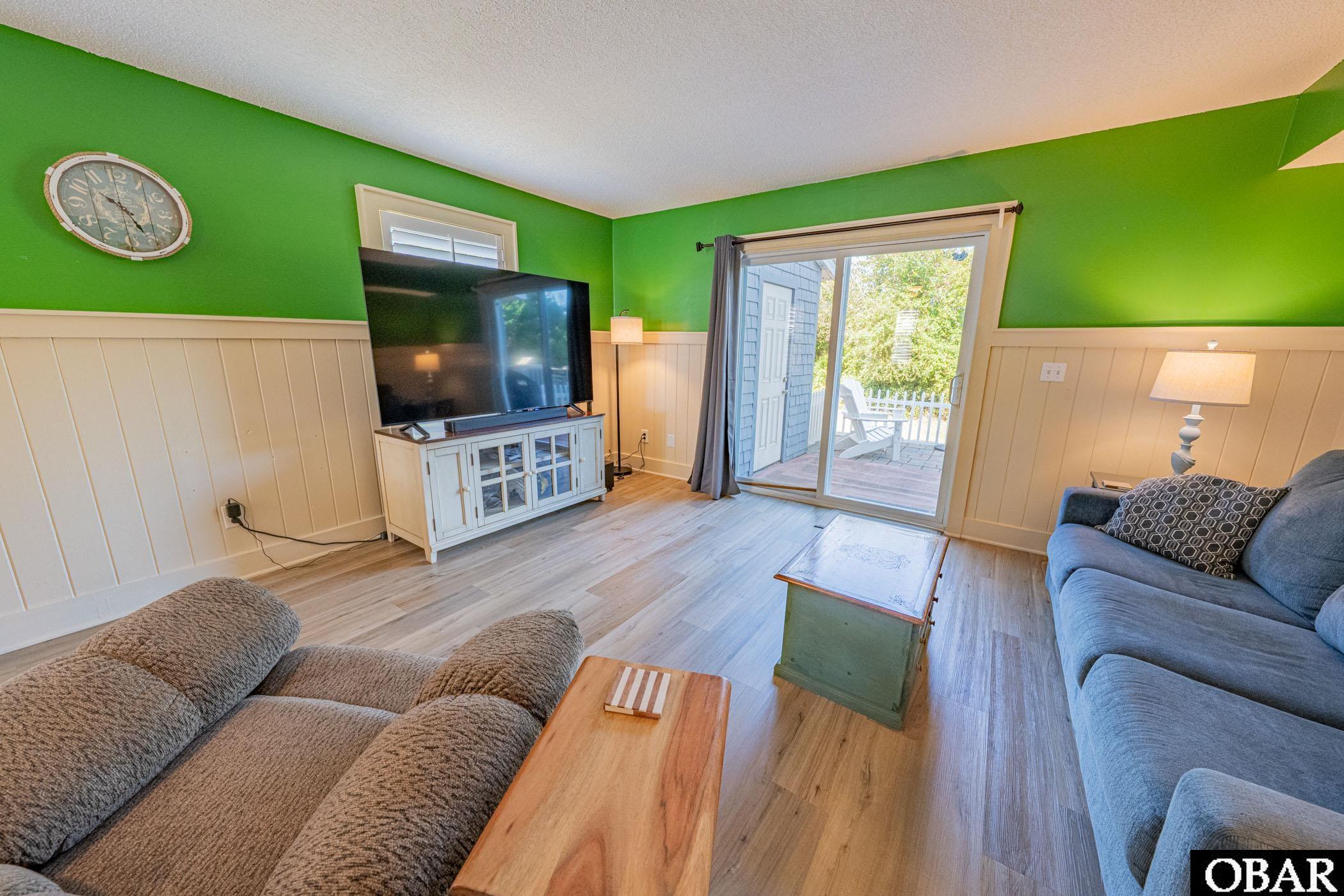 212 W Kitty Hawk Road unit 212