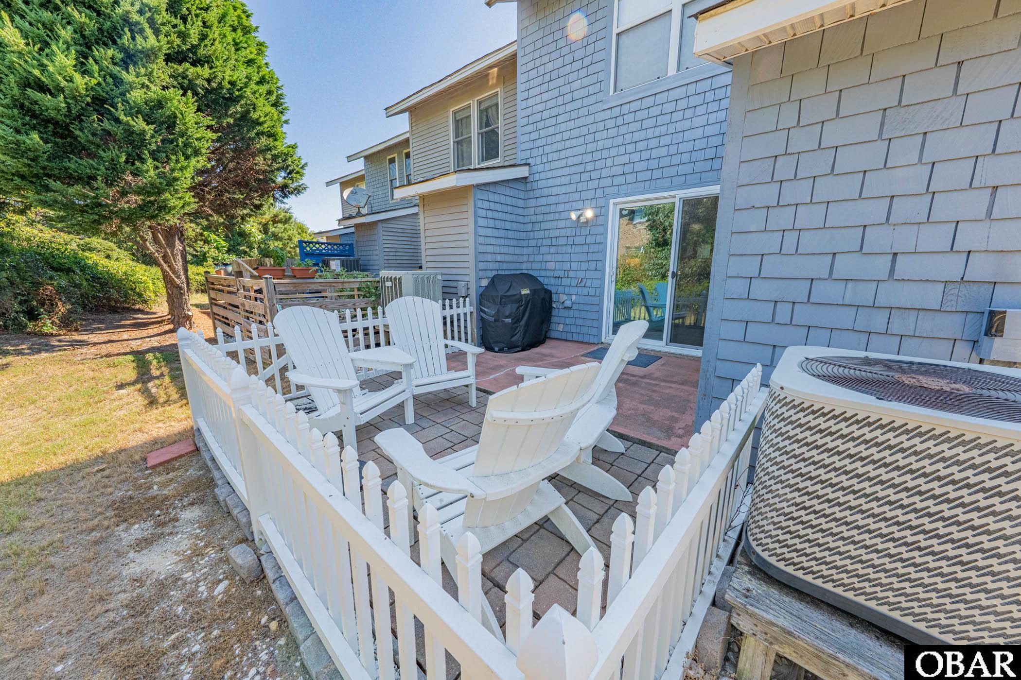 212 W Kitty Hawk Road unit 212