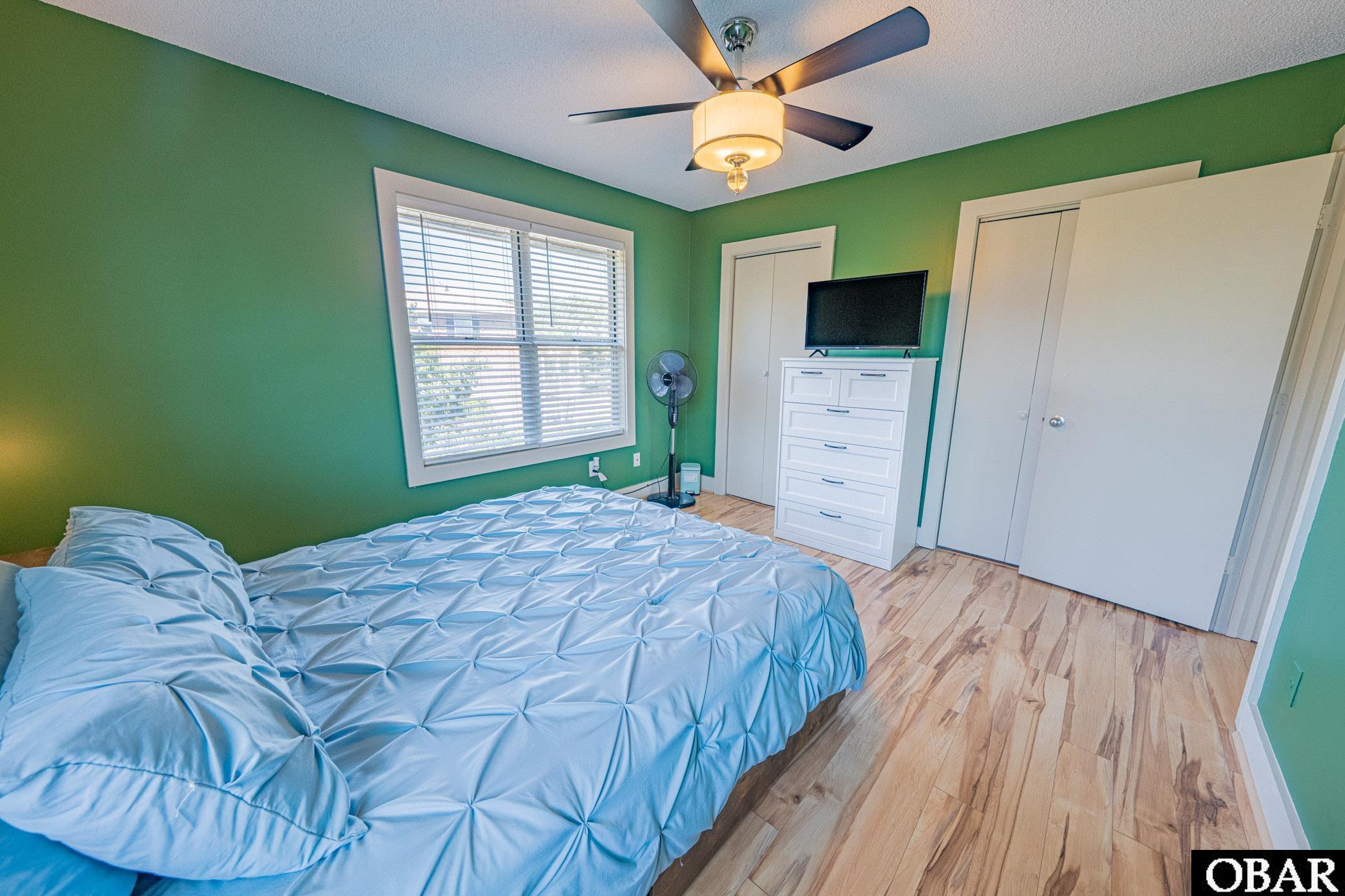 212 W Kitty Hawk Road unit 212