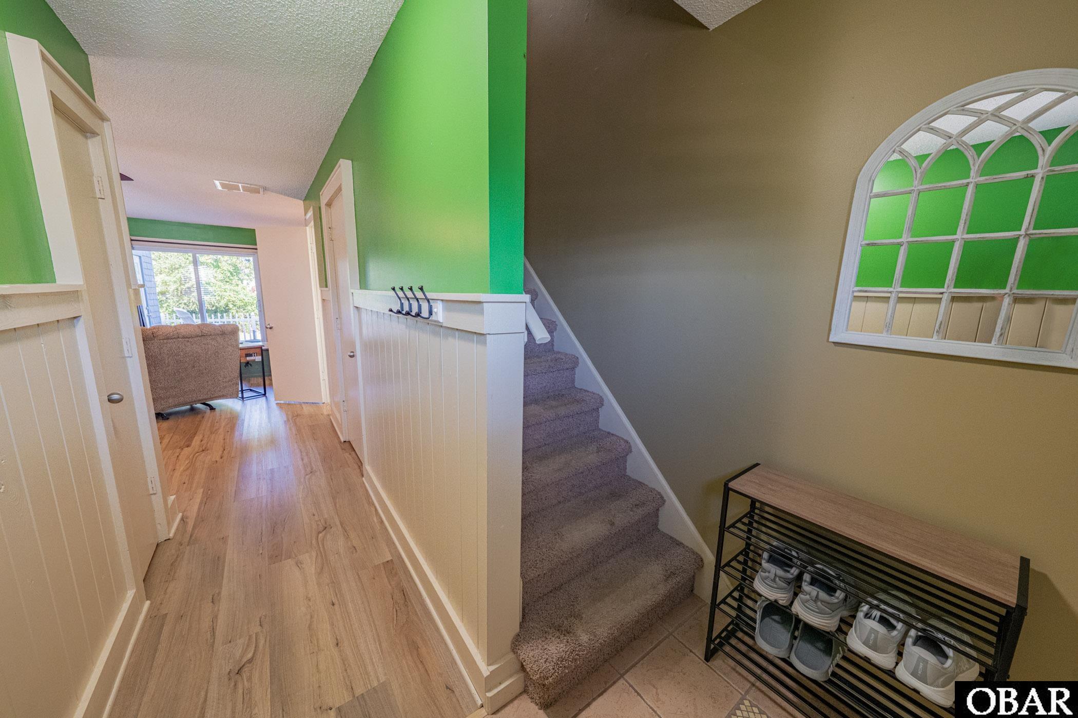 212 W Kitty Hawk Road unit 212
