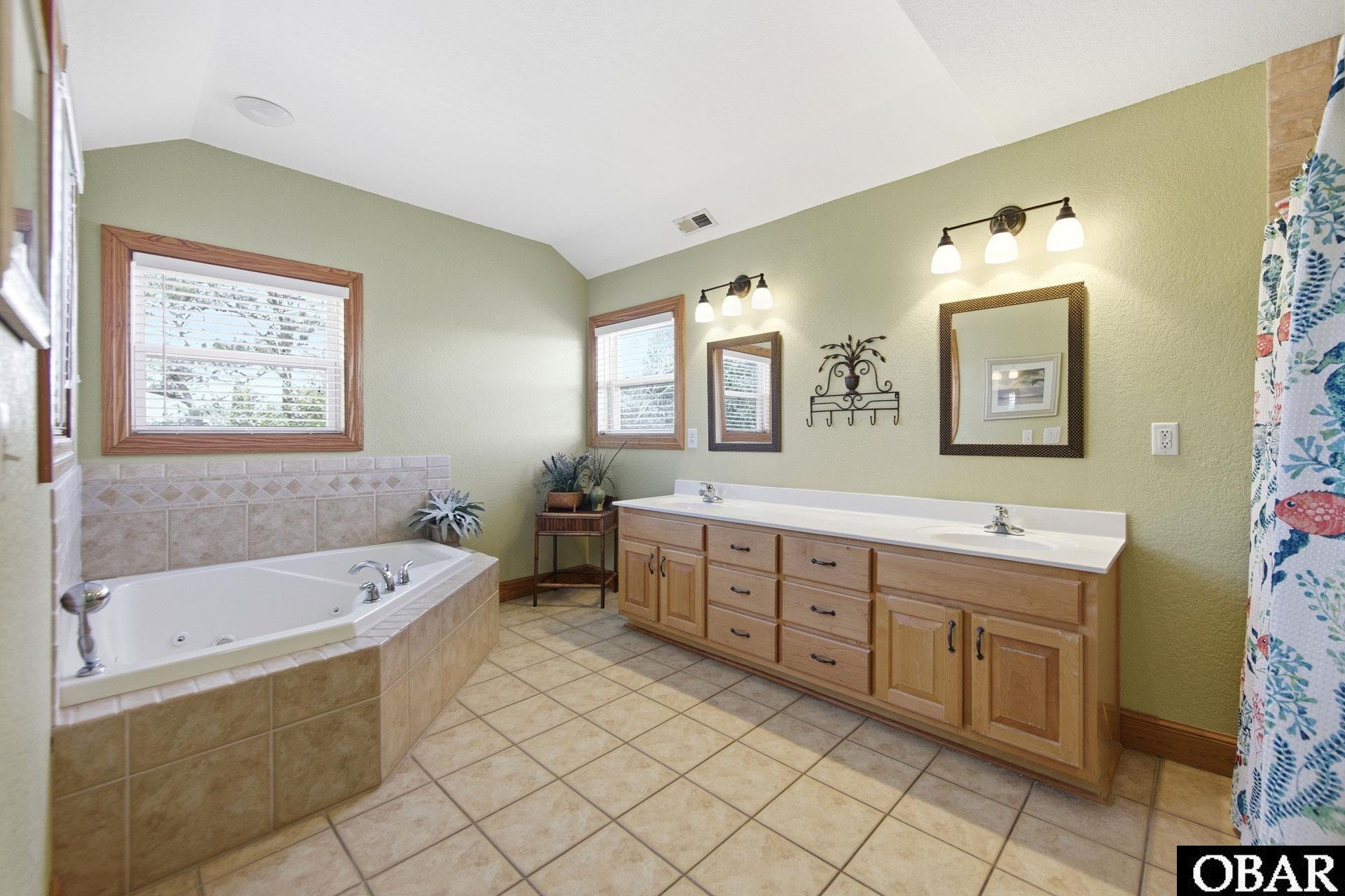 100 E Bark Street Lot A