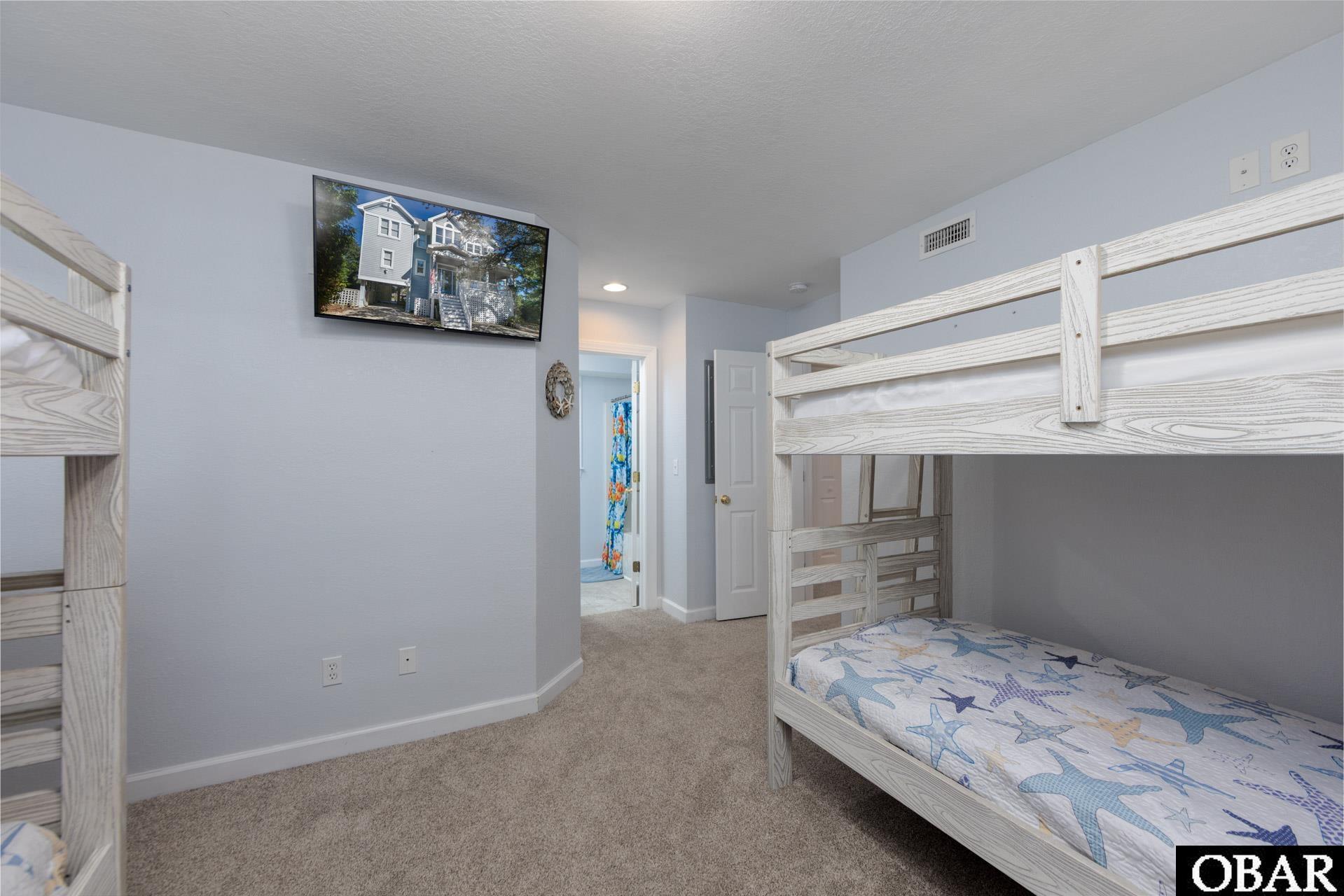 1131 Gray Court lot 16