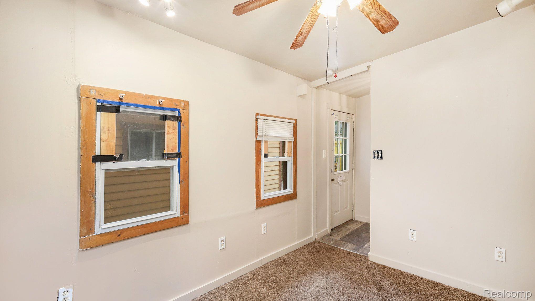 100 N TELEGRAPH Road