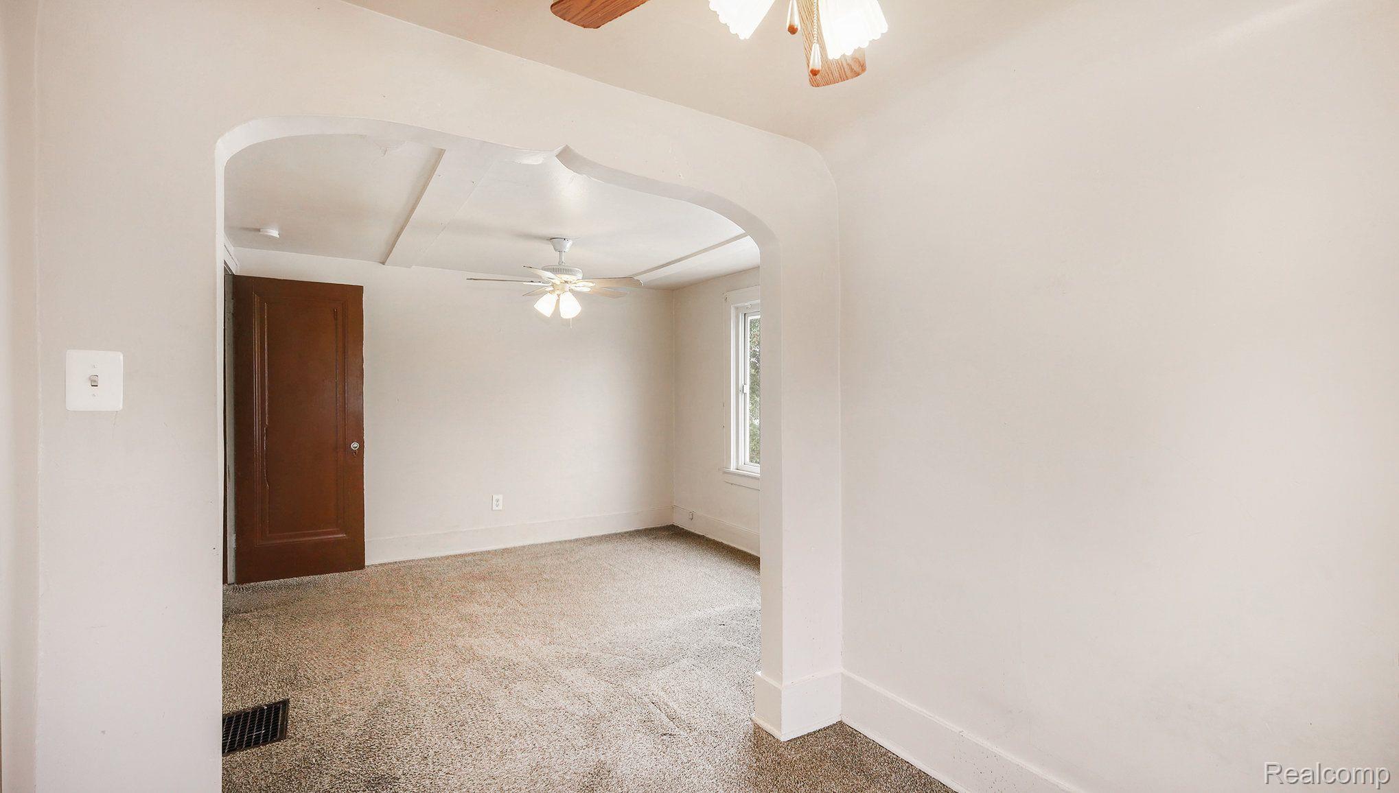 100 N TELEGRAPH Road