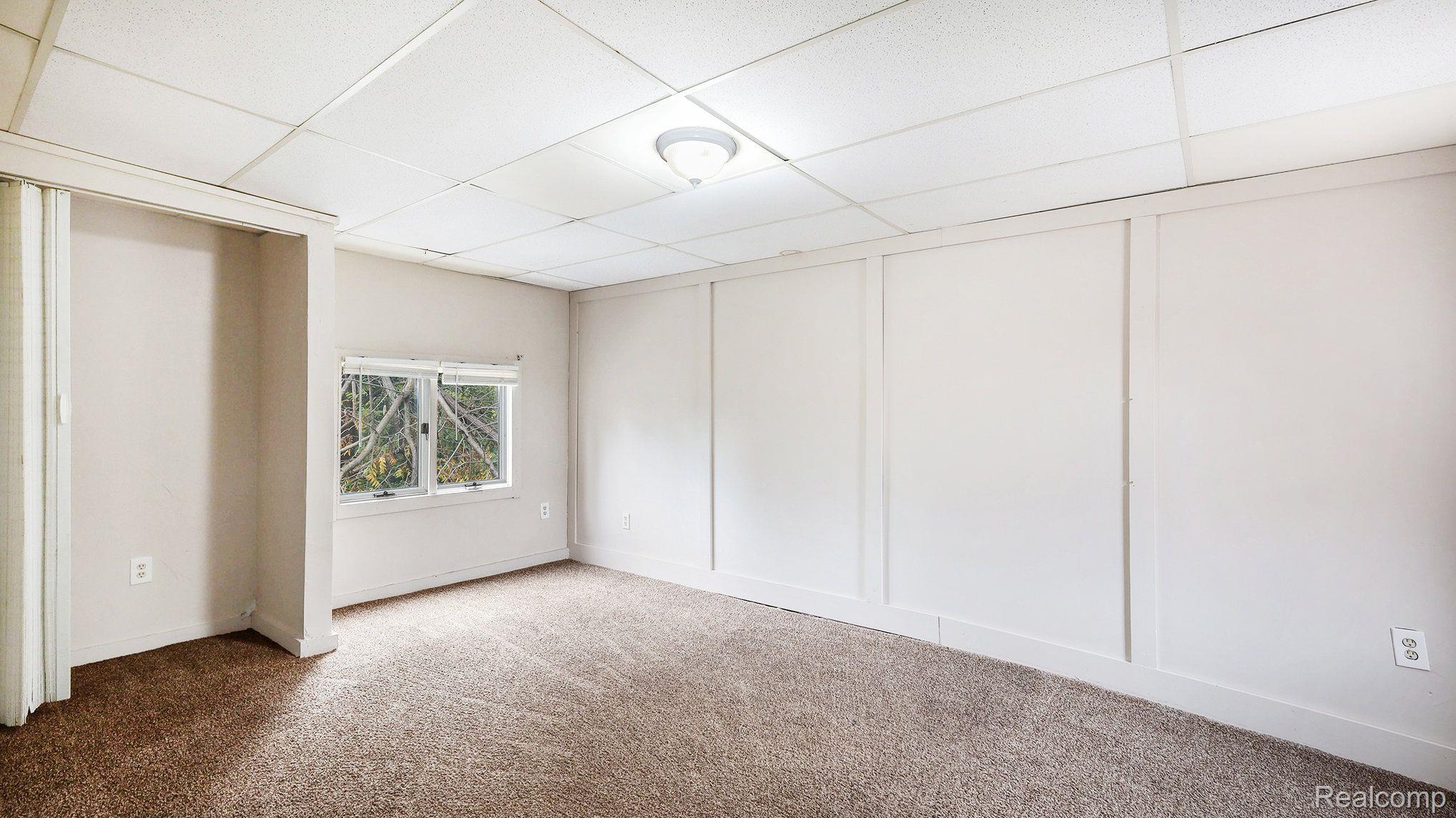 100 N TELEGRAPH Road
