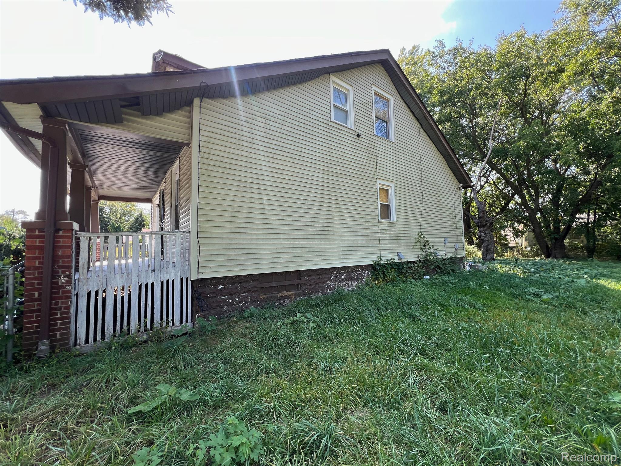 19351 EUREKA Street