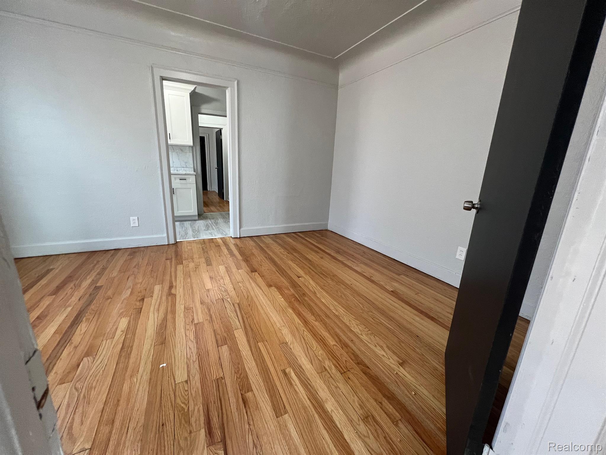 4052 TYLER Unit 3 Street