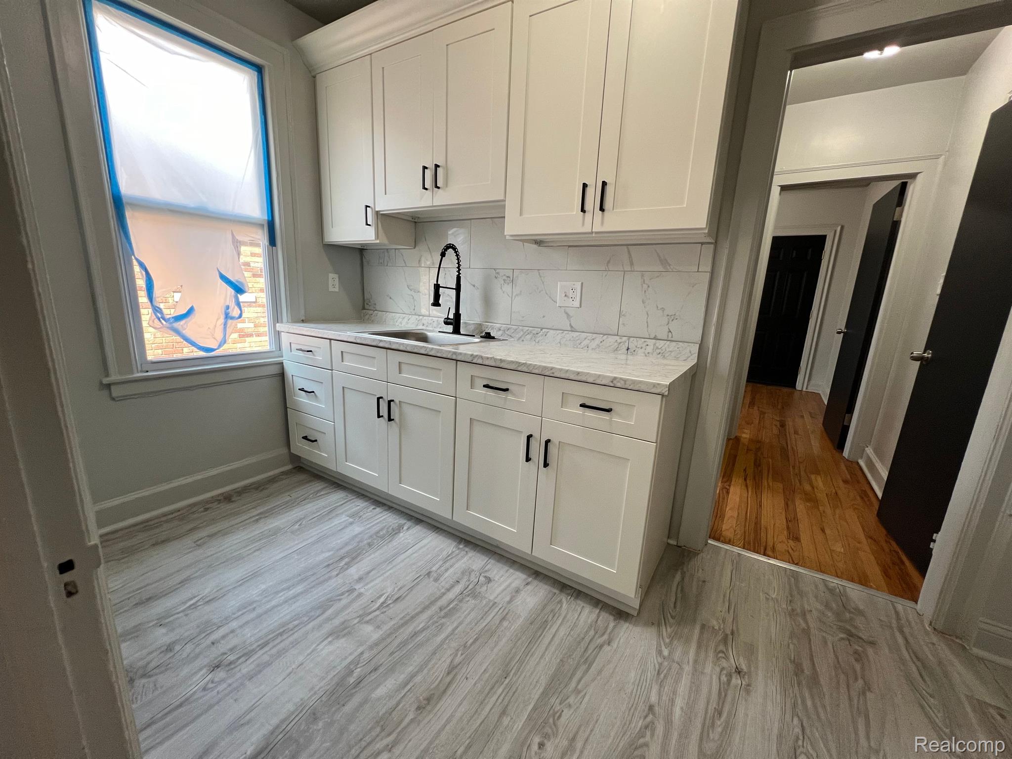 4052 TYLER Unit 3 Street
