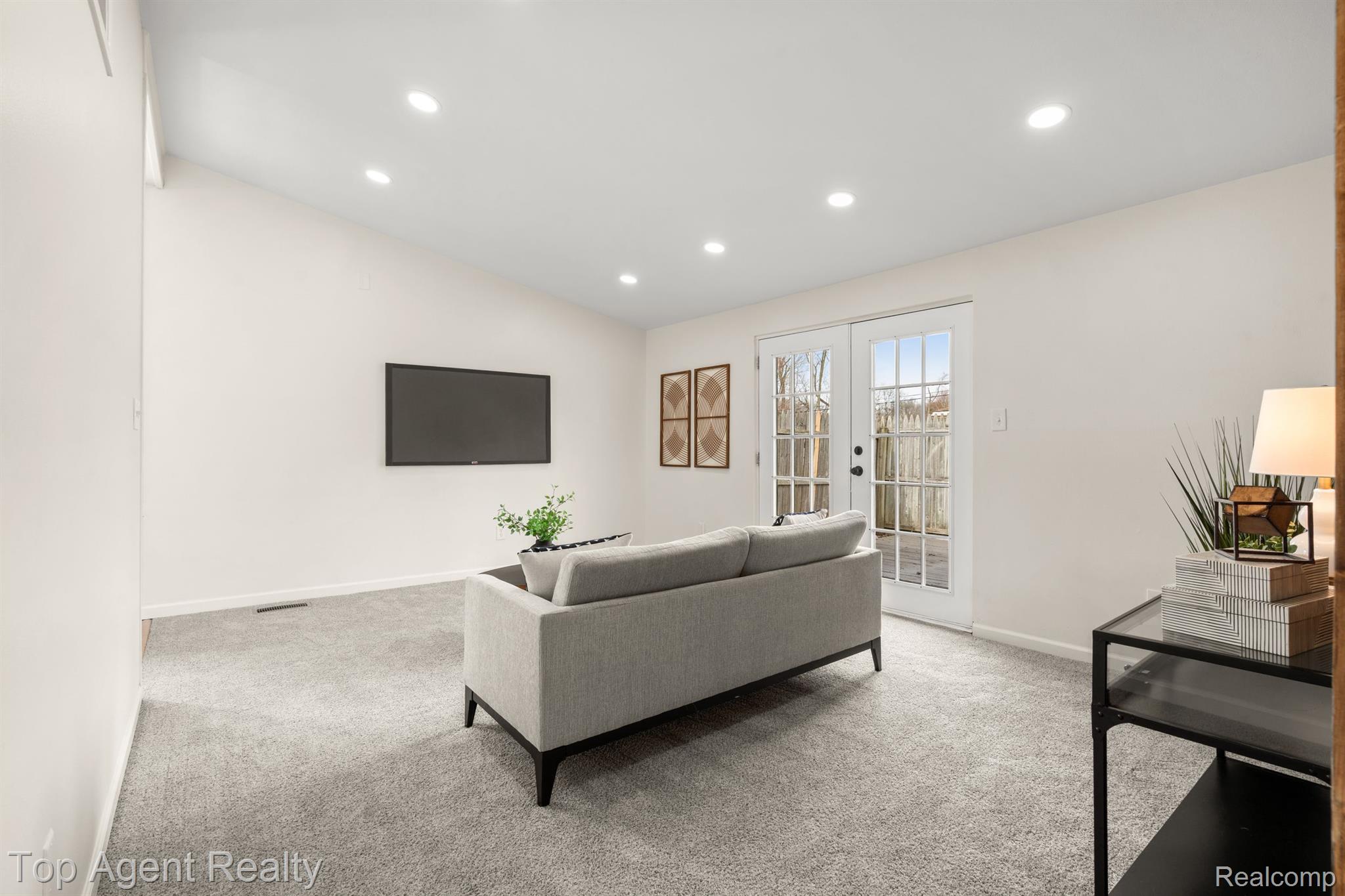 29672 FAIRFAX Street
