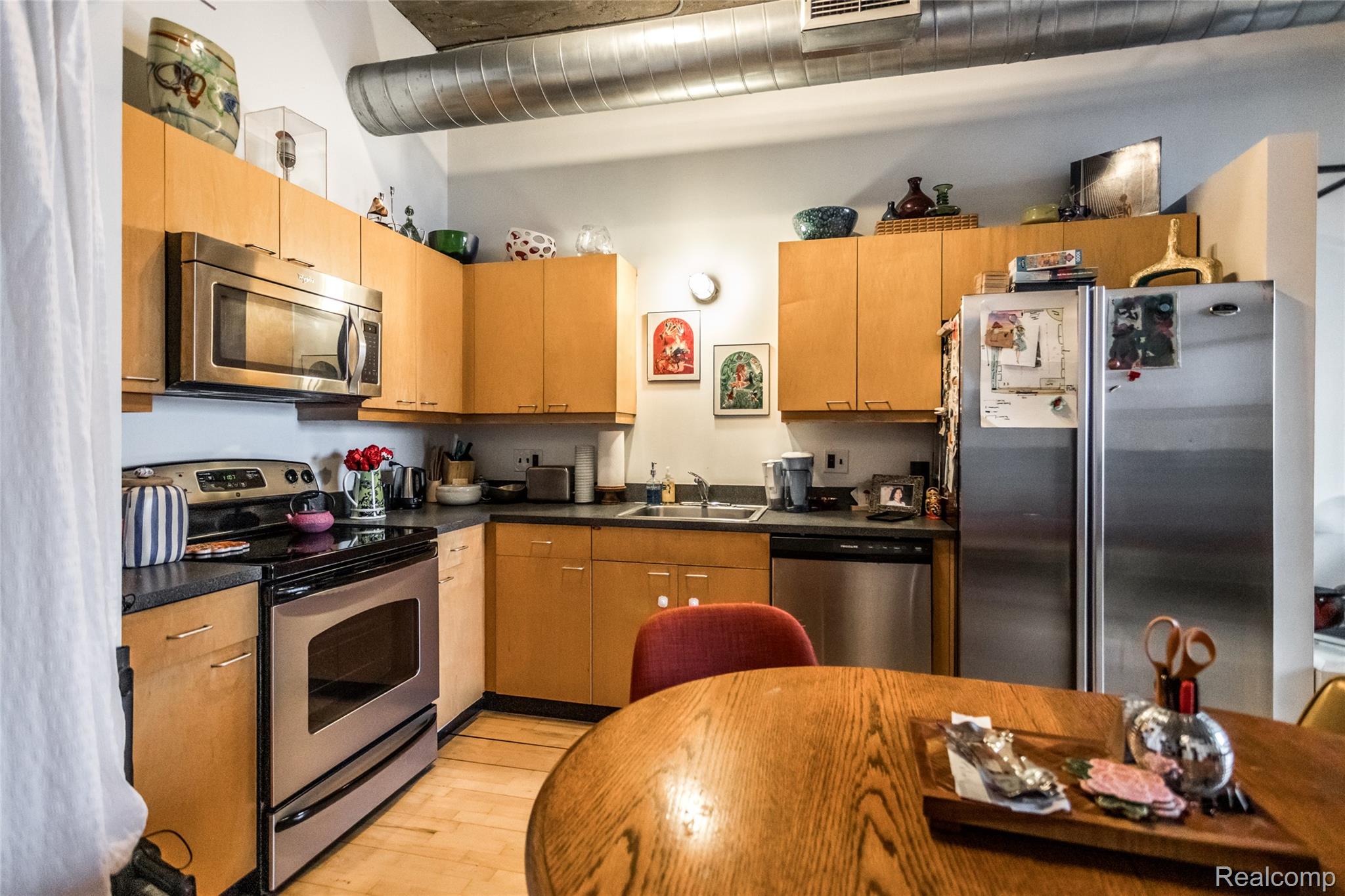 460 W CANFIELD Street #212/Unit 21
