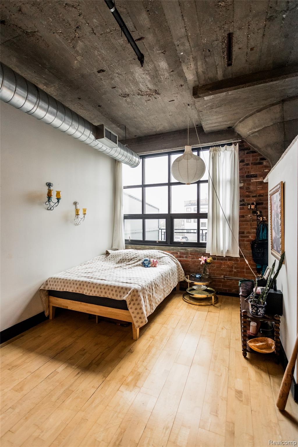 460 W CANFIELD Street #212/Unit 21