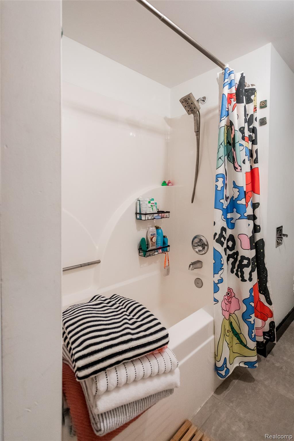 460 W CANFIELD Street #212/Unit 21