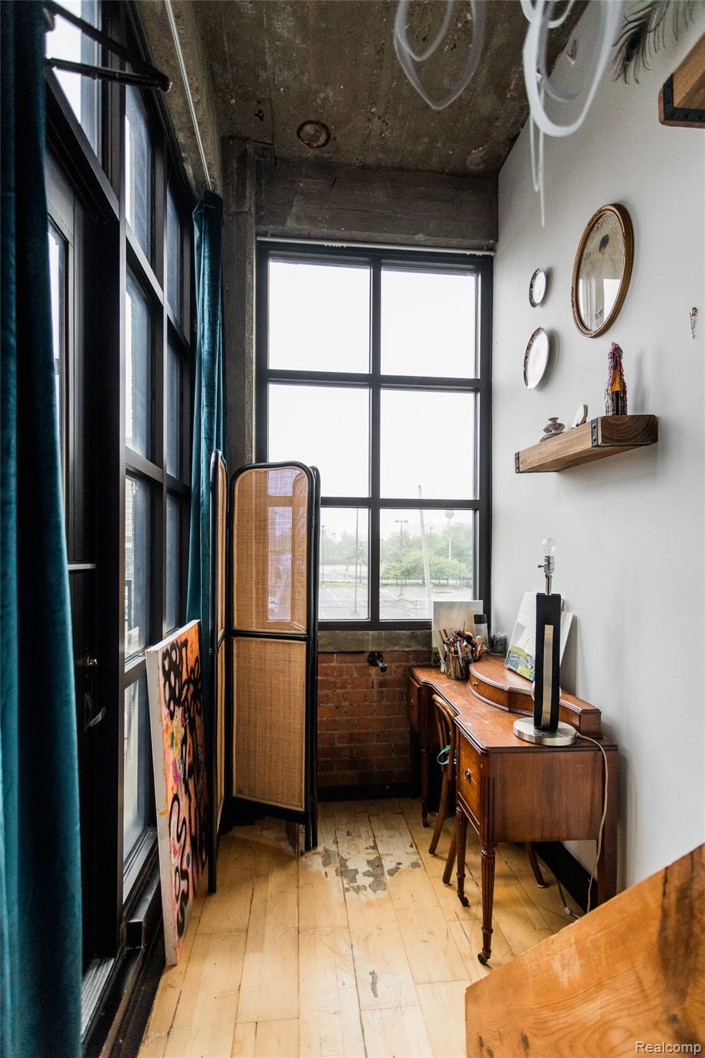 460 W CANFIELD Street #212/Unit 21