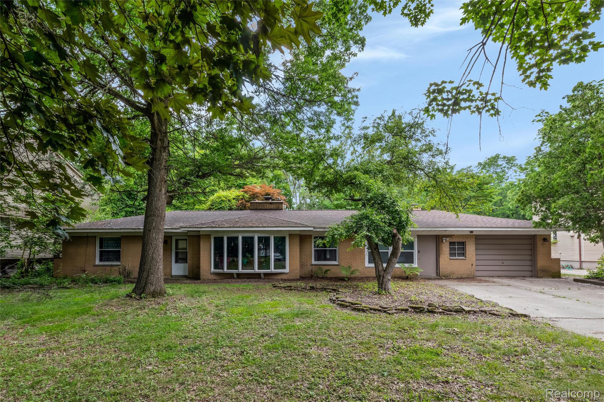 23385 Hunters Lane