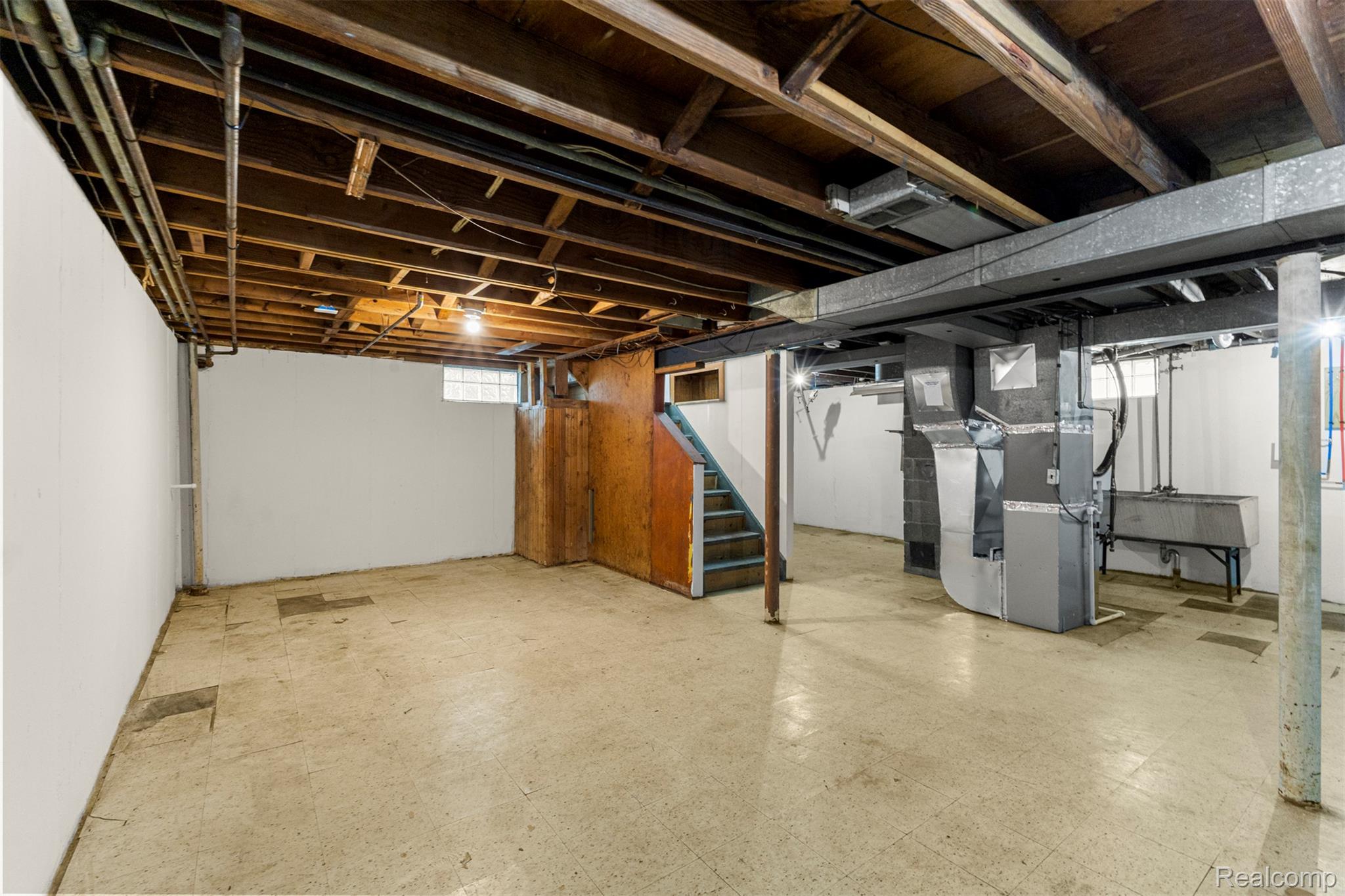 5925 Gilman Street