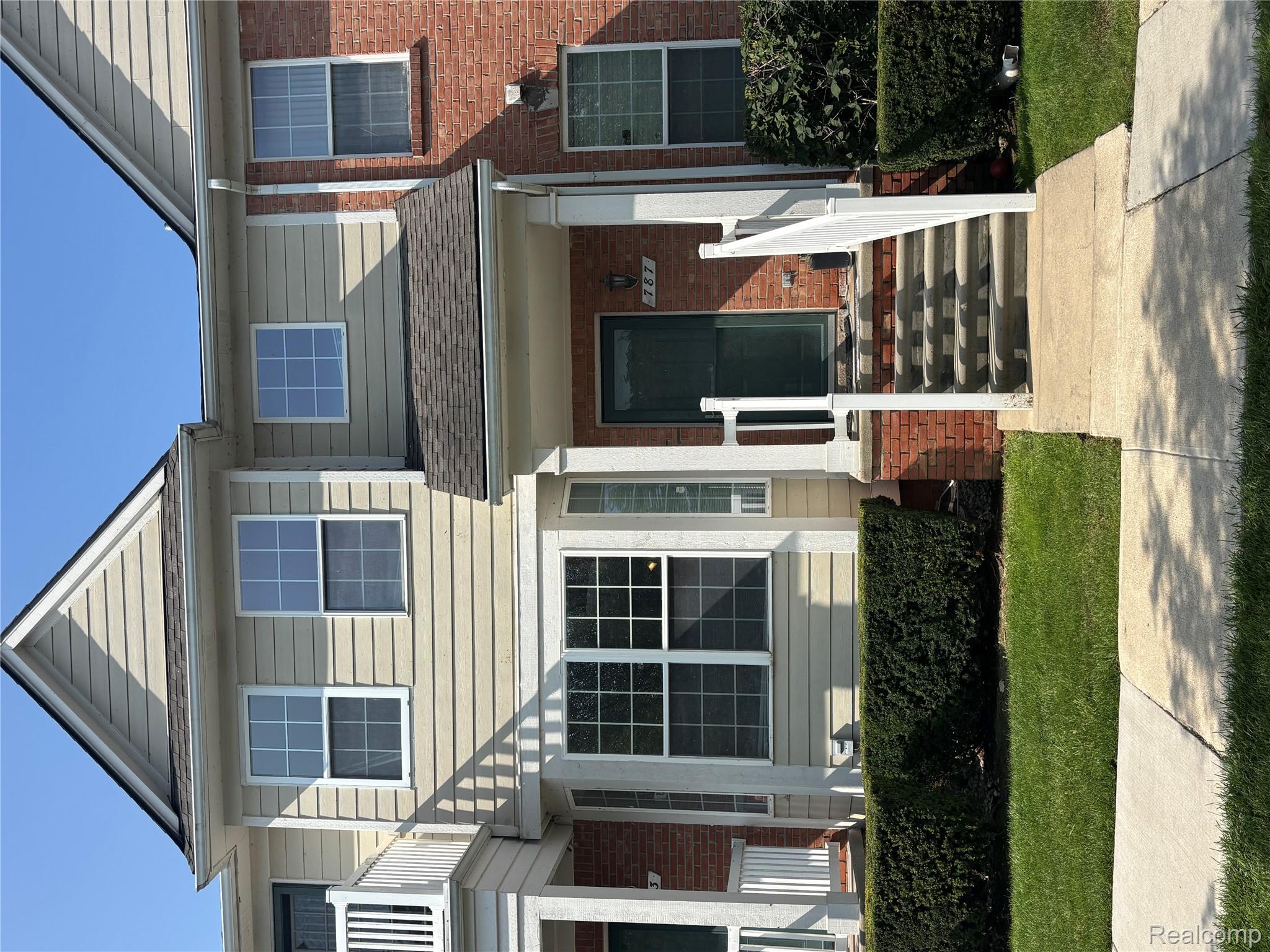 787 Piper Boulevard