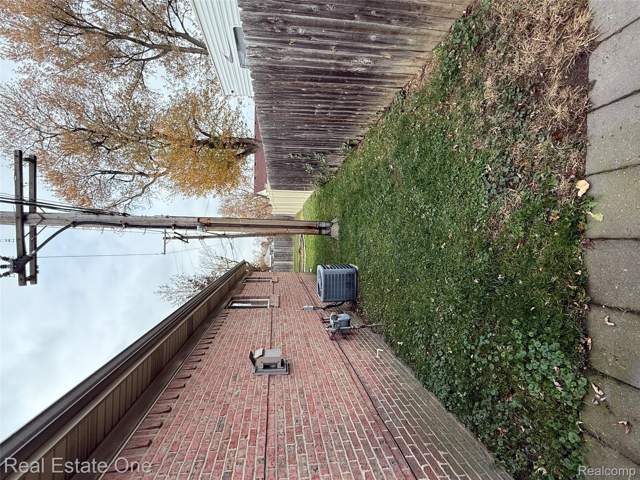 13054 Agnes Street