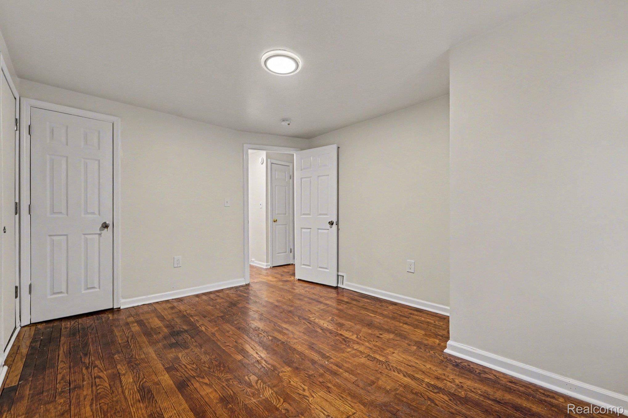 16814 Strathmoor Street