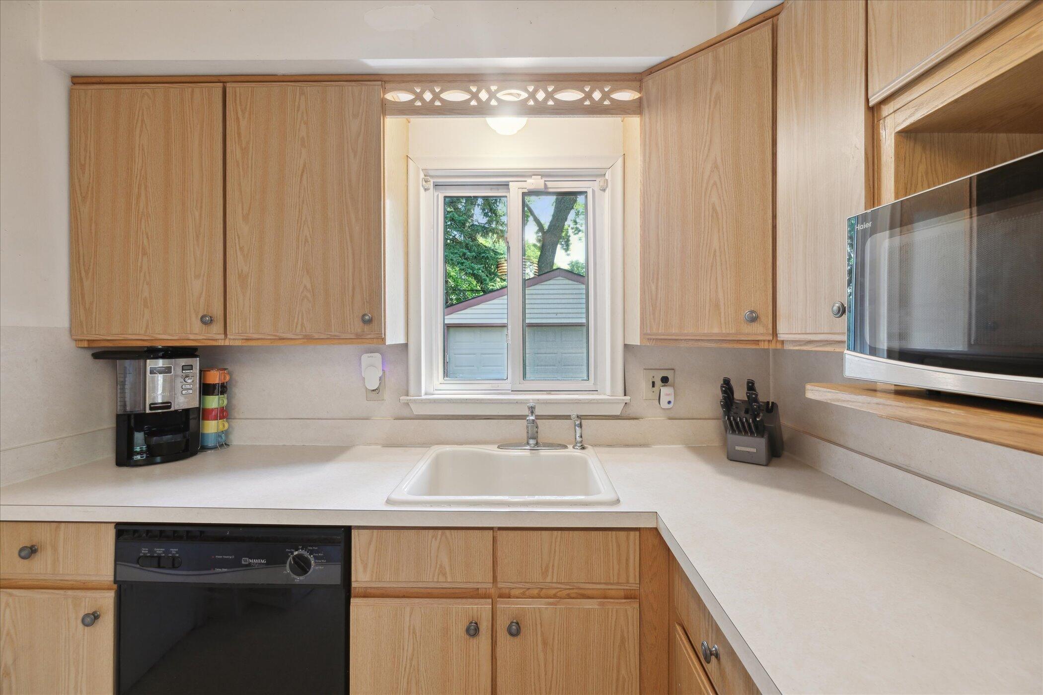13210 Tecumseh Avenue