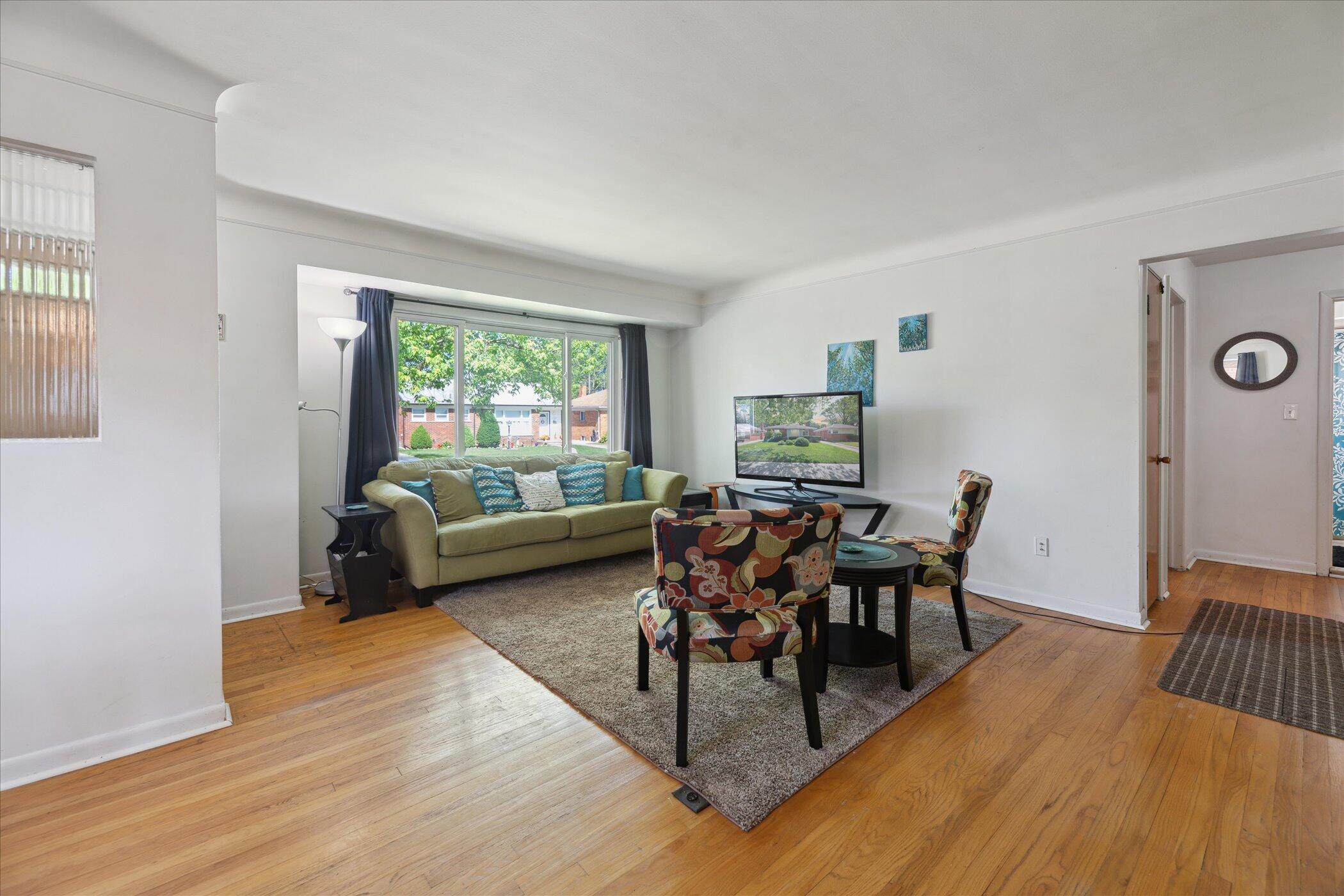 13210 Tecumseh Avenue