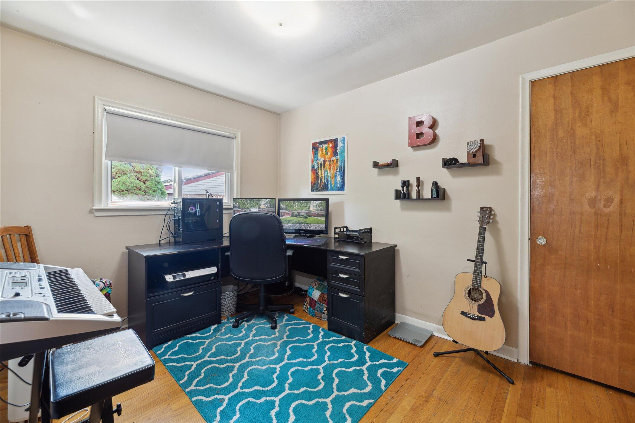 13210 Tecumseh Avenue