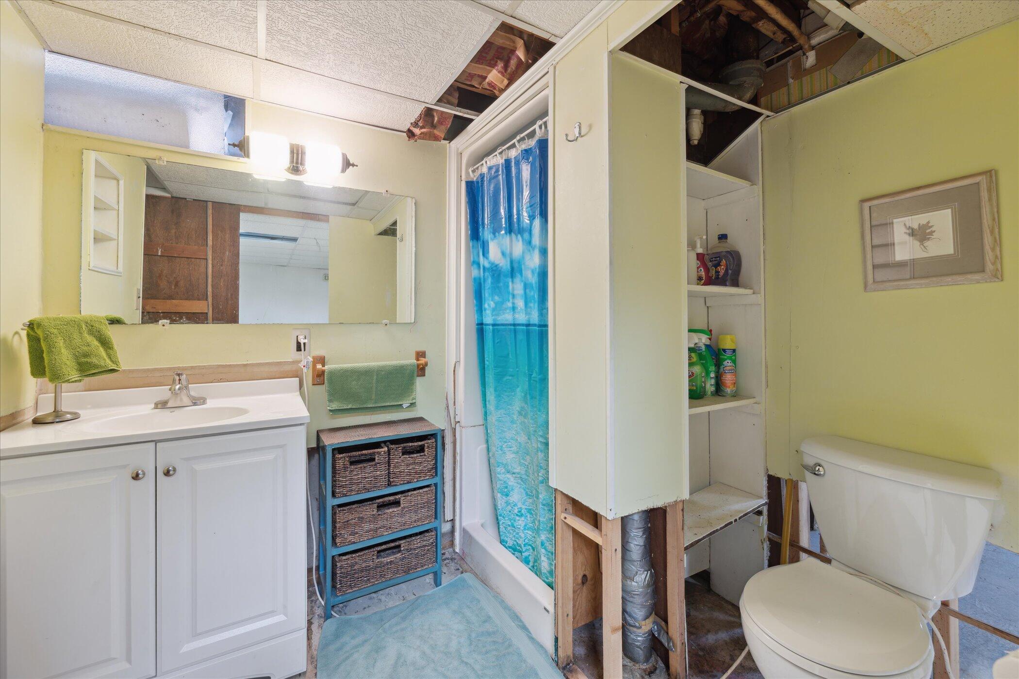 13210 Tecumseh Avenue