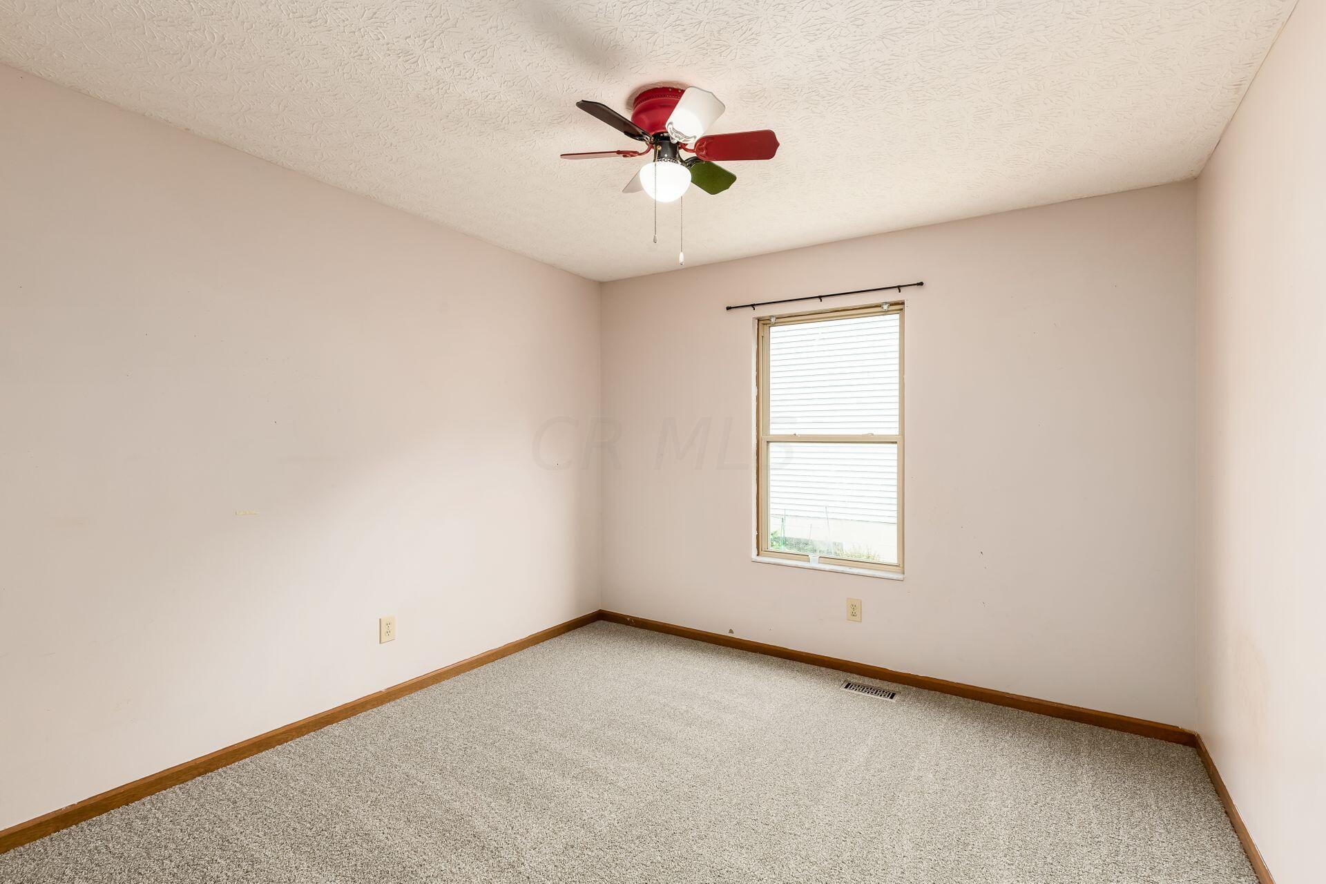 214 Bendelow Court