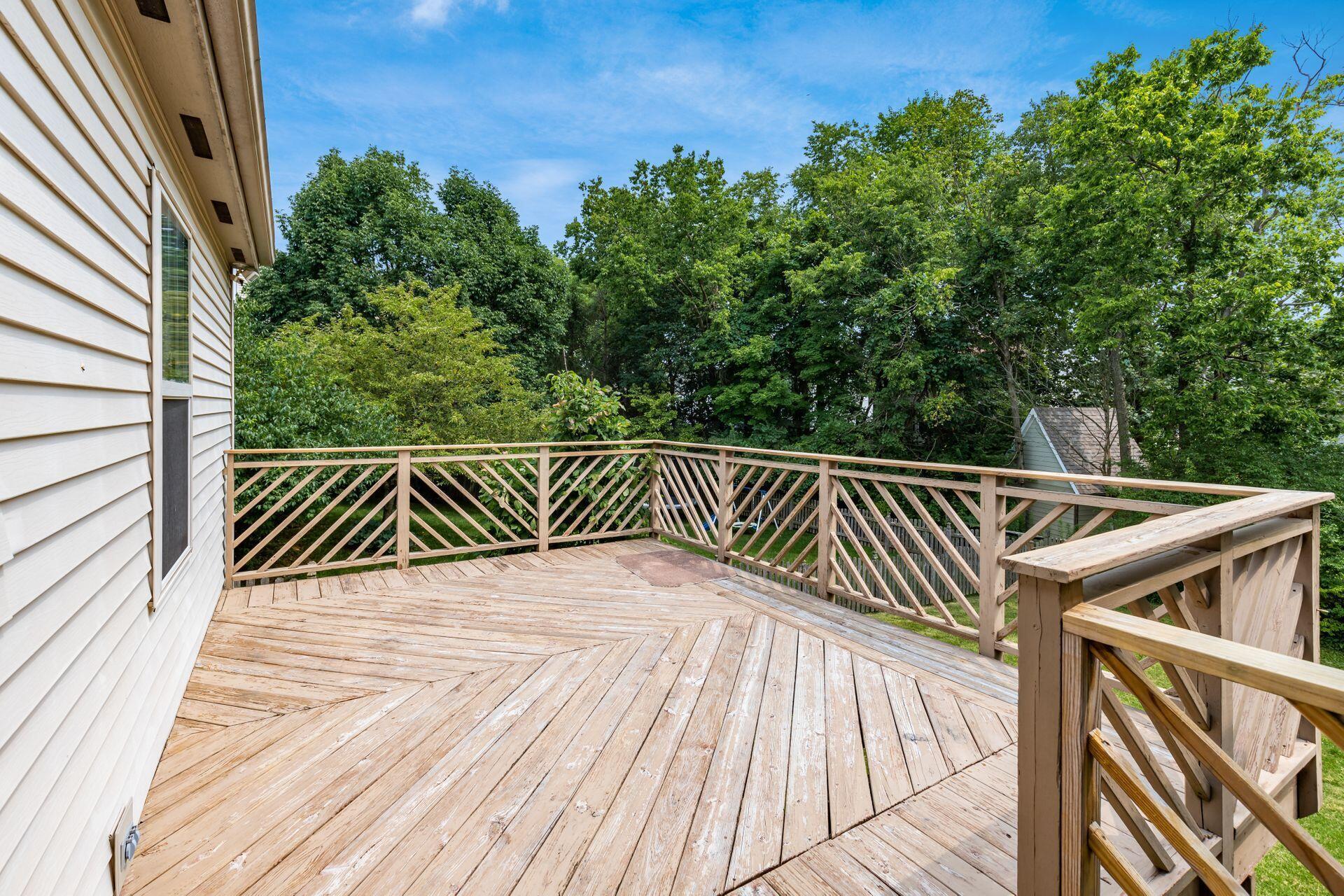 214 Bendelow Court