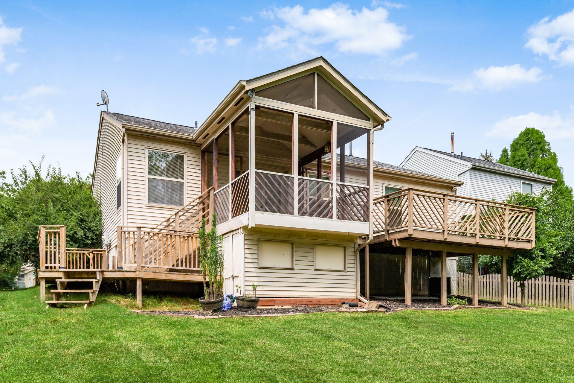 214 Bendelow Court