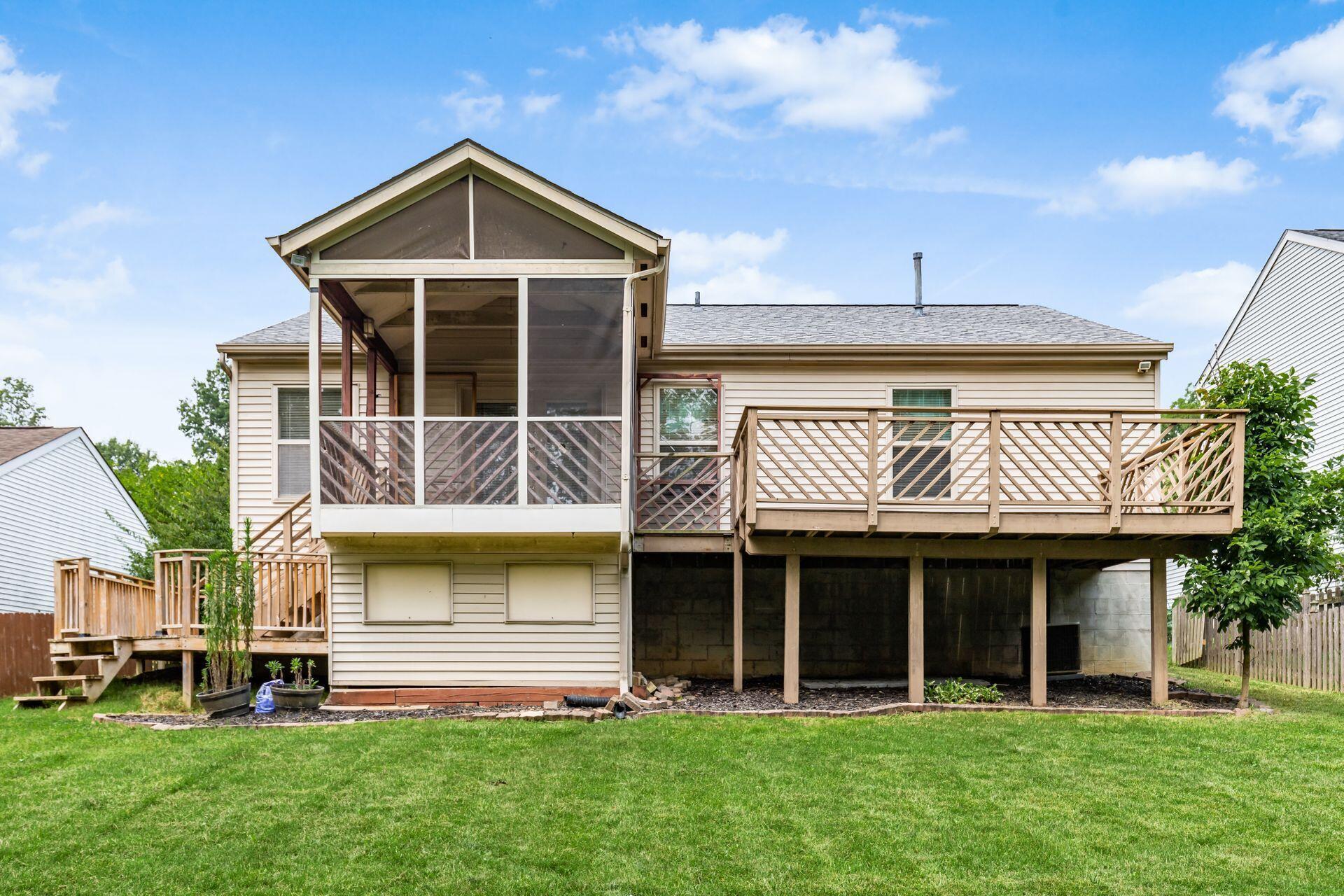 214 Bendelow Court