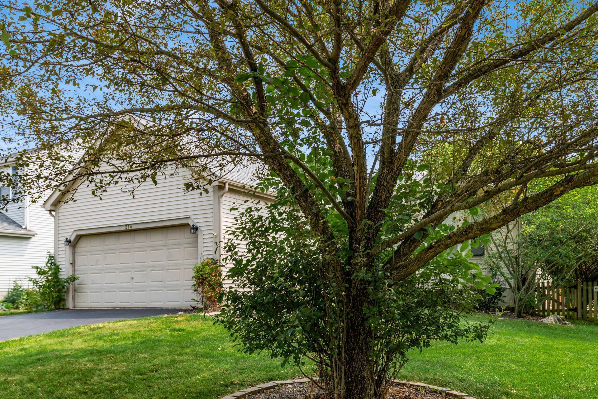 214 Bendelow Court