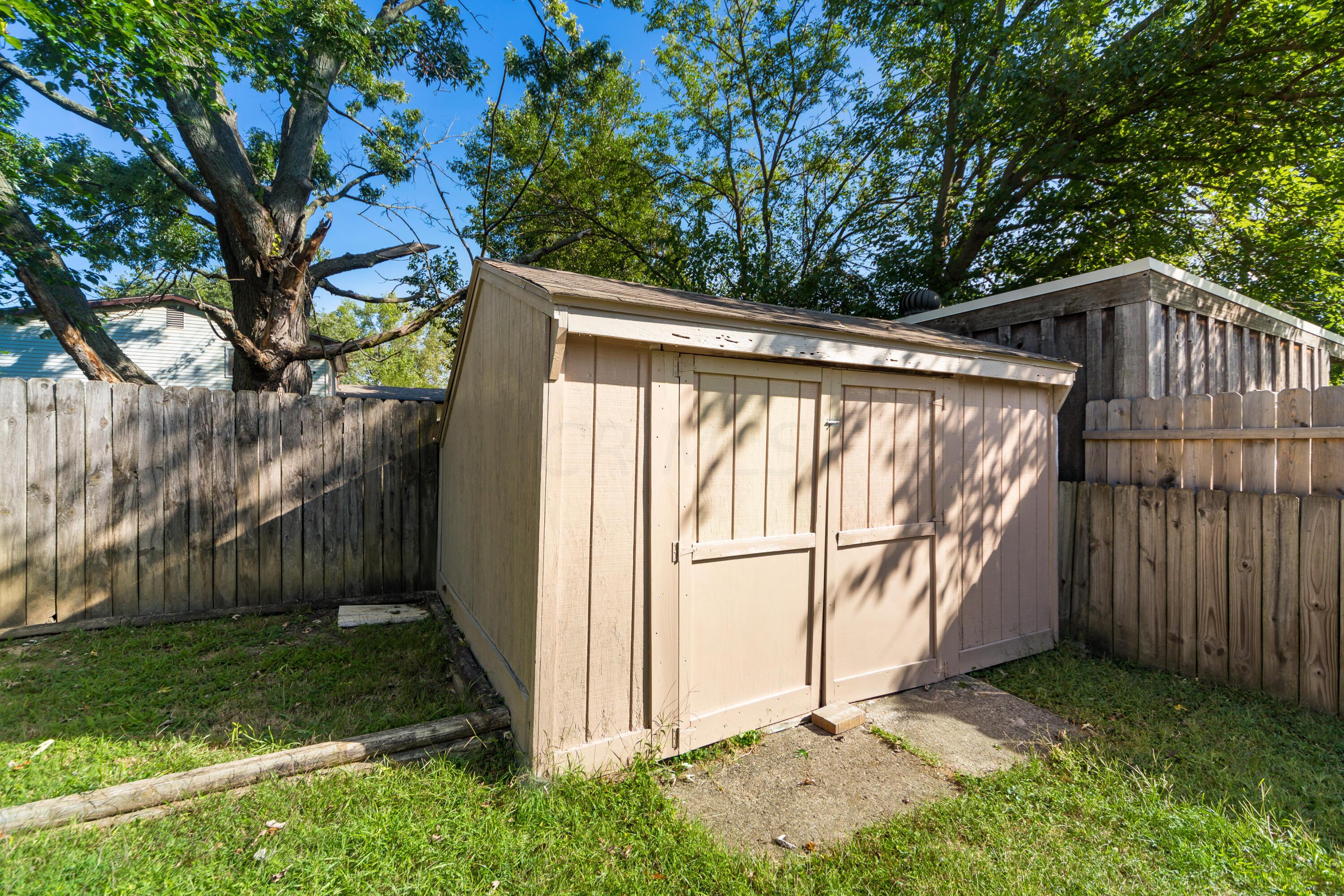 2760 Northwold Road