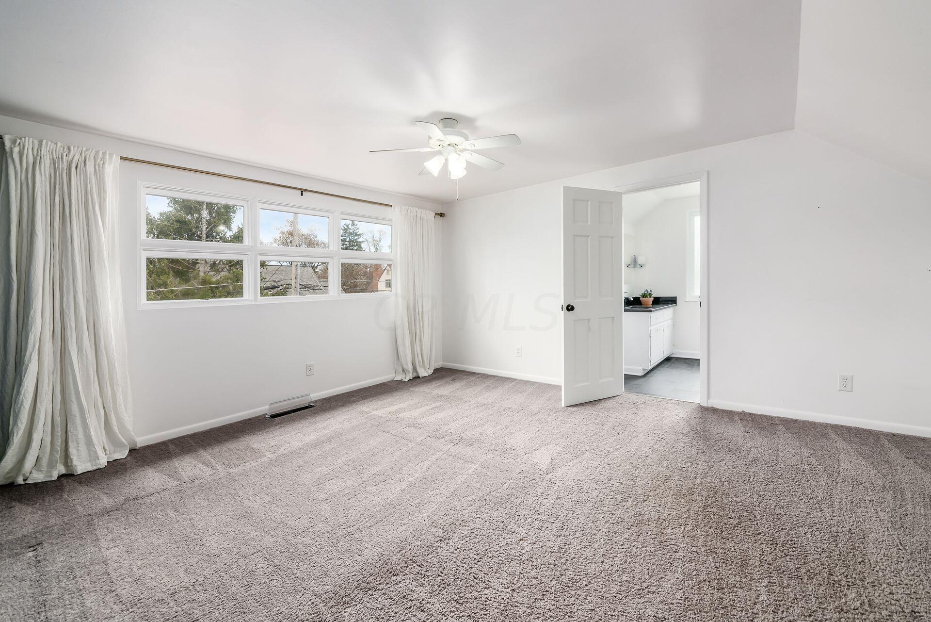 2120 Inchcliff Road