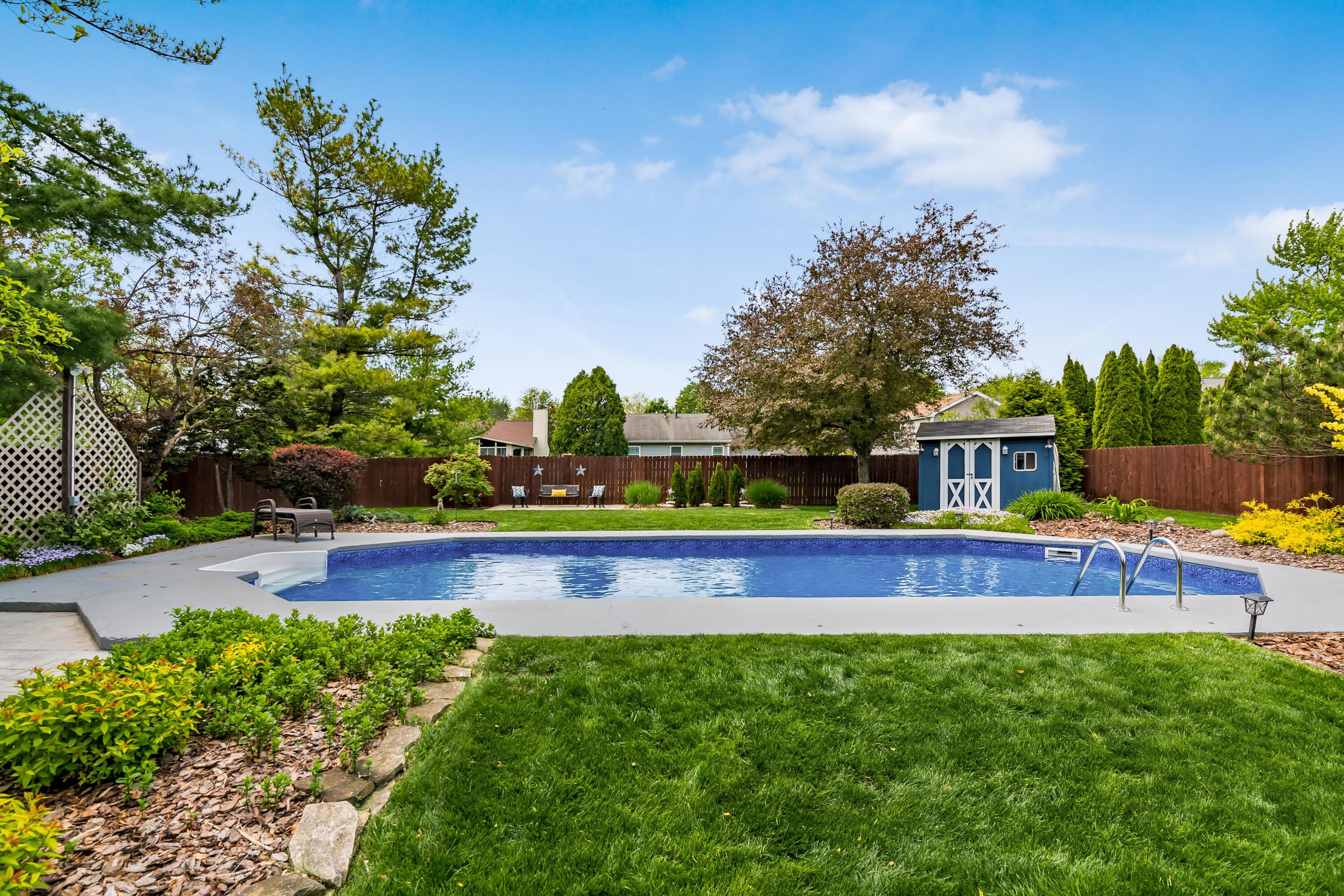 4387 Shirlene Drive