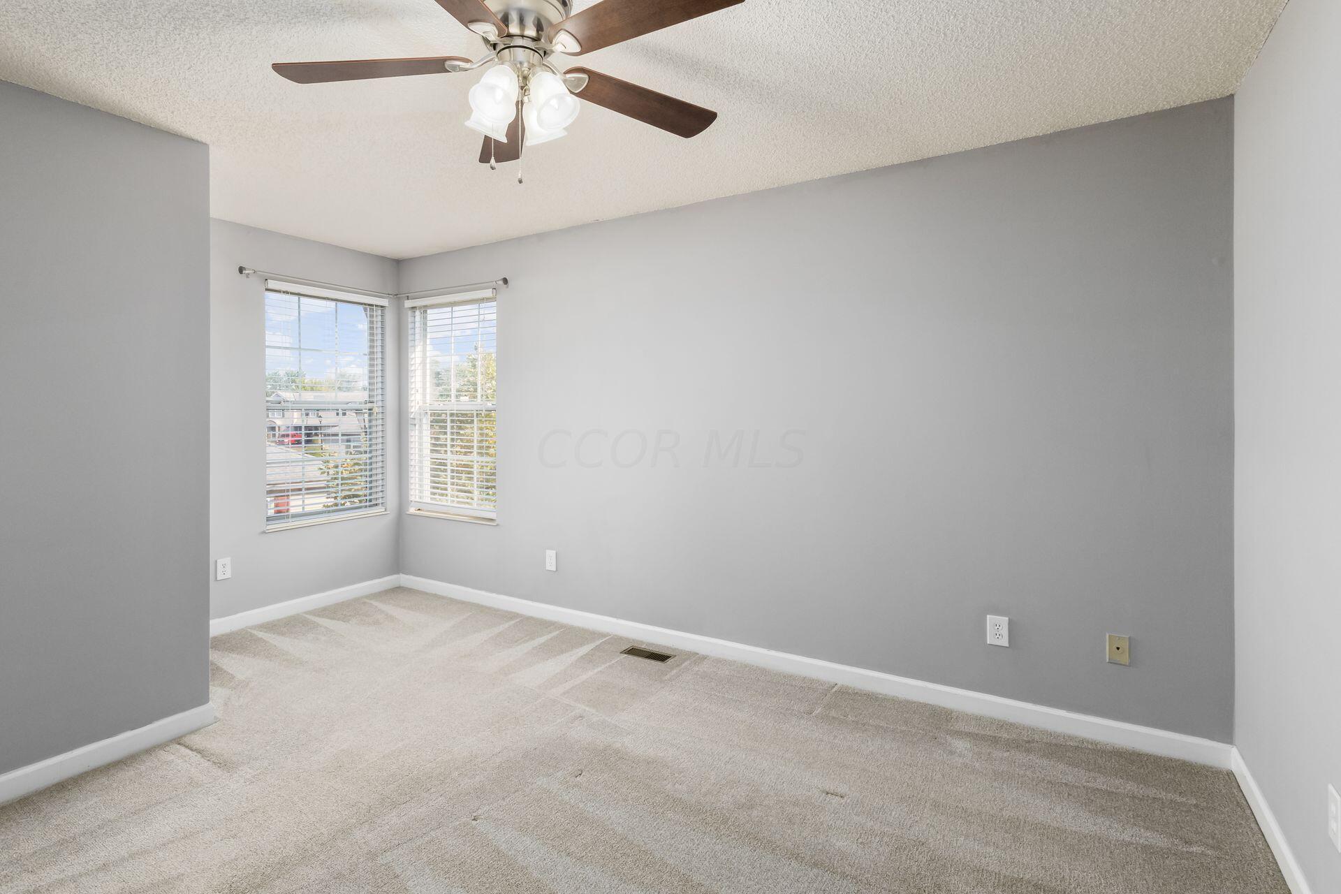 5677 Everbrook Drive, 39D