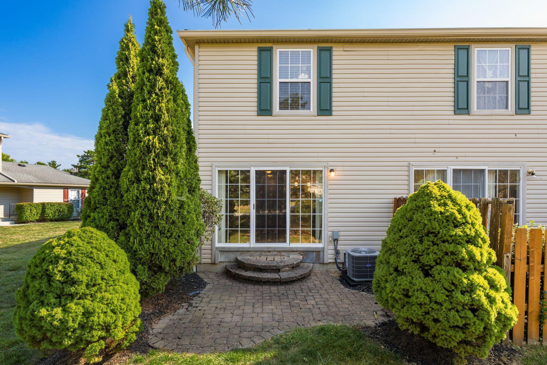 5677 Everbrook Drive, 39D