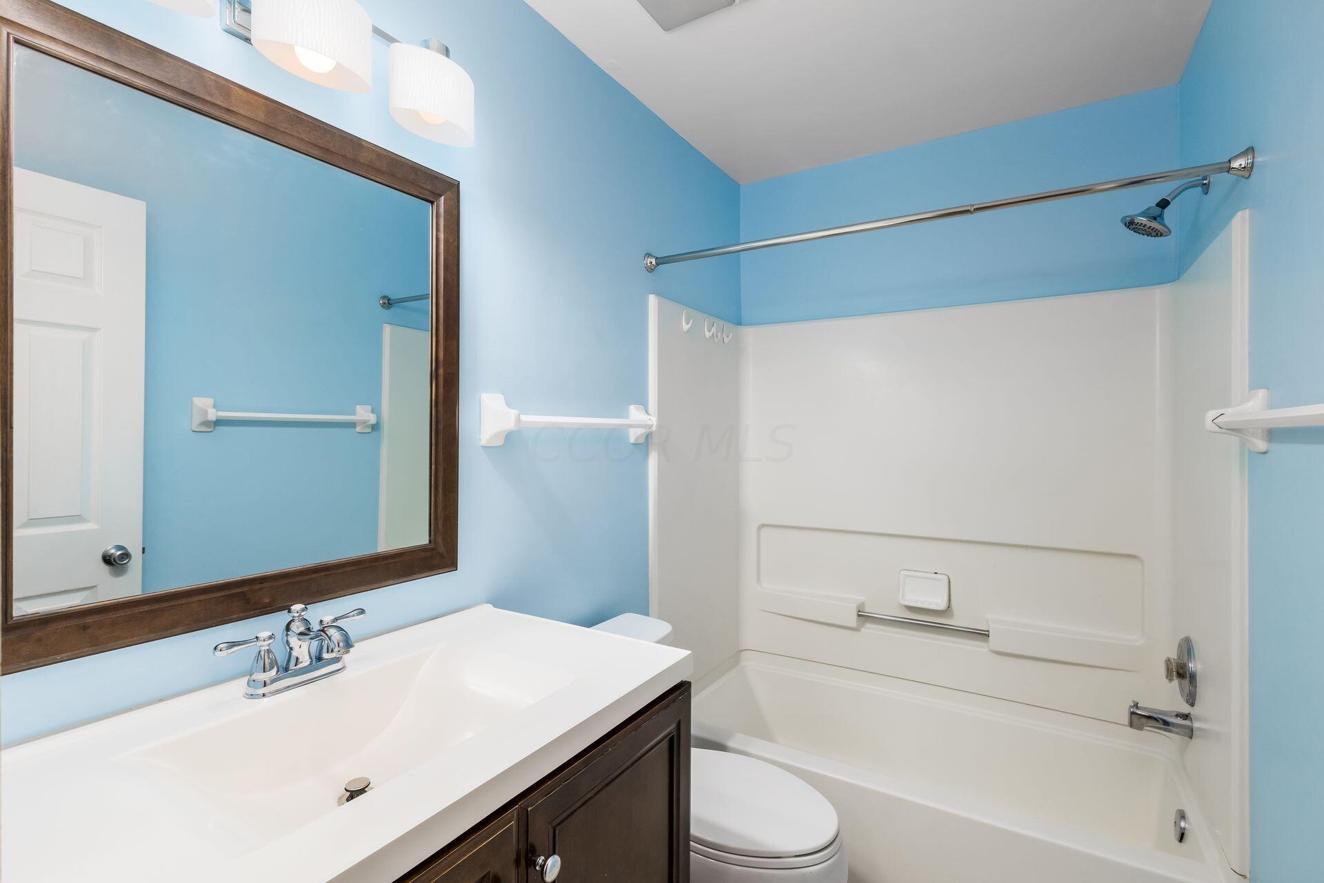 5677 Everbrook Drive, 39D