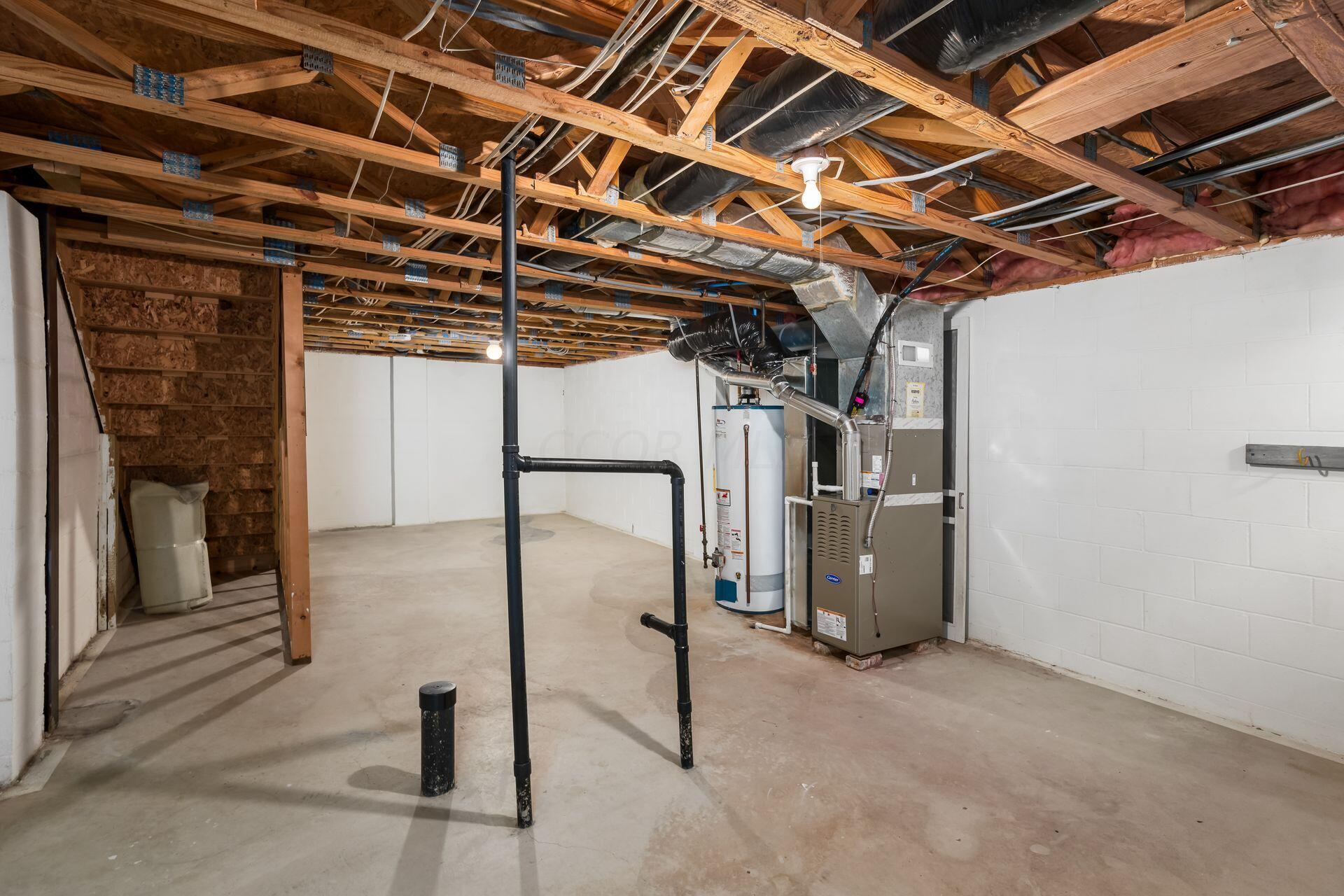 5677 Everbrook Drive, 39D