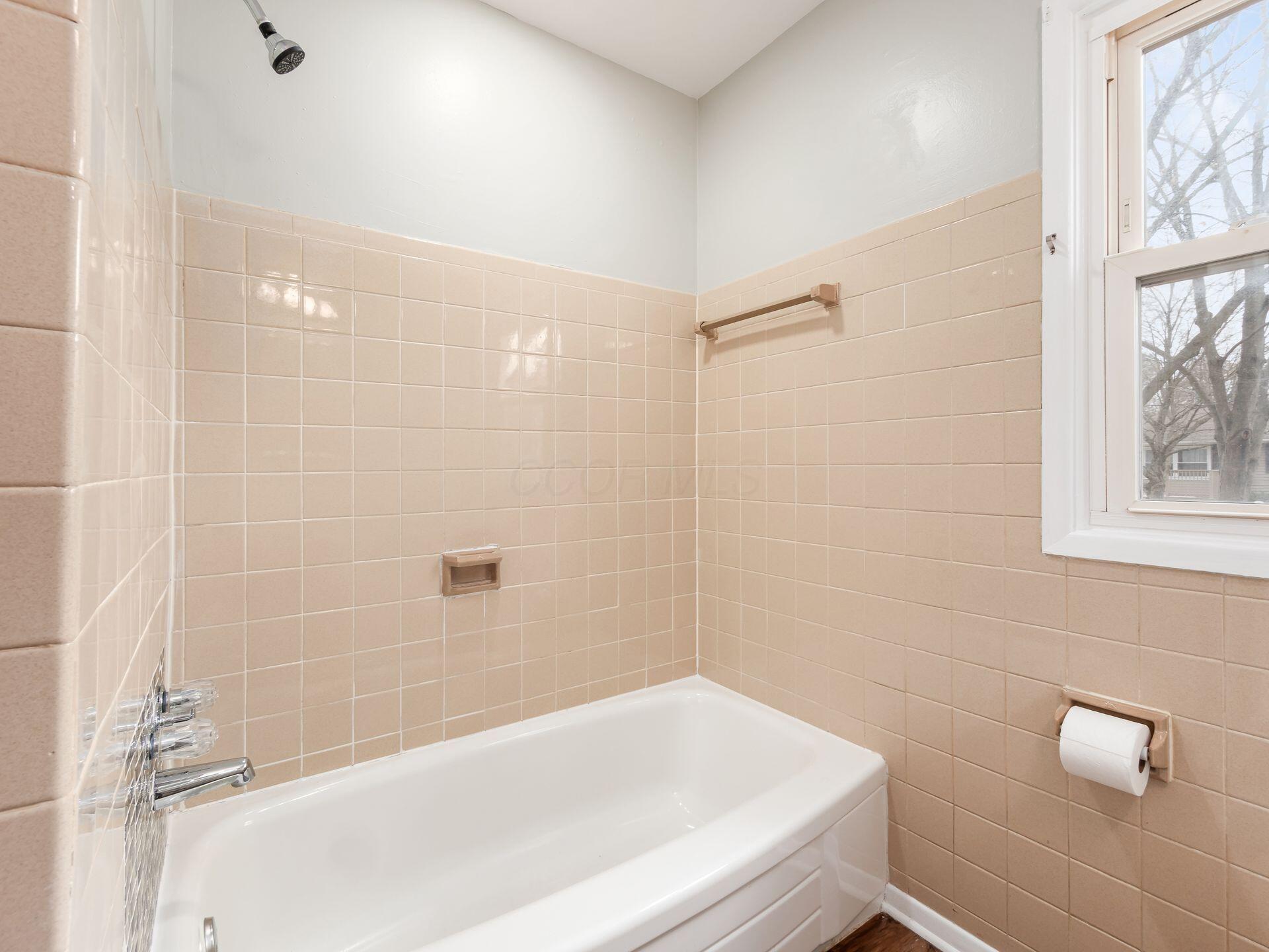 4622 Amesbury Road