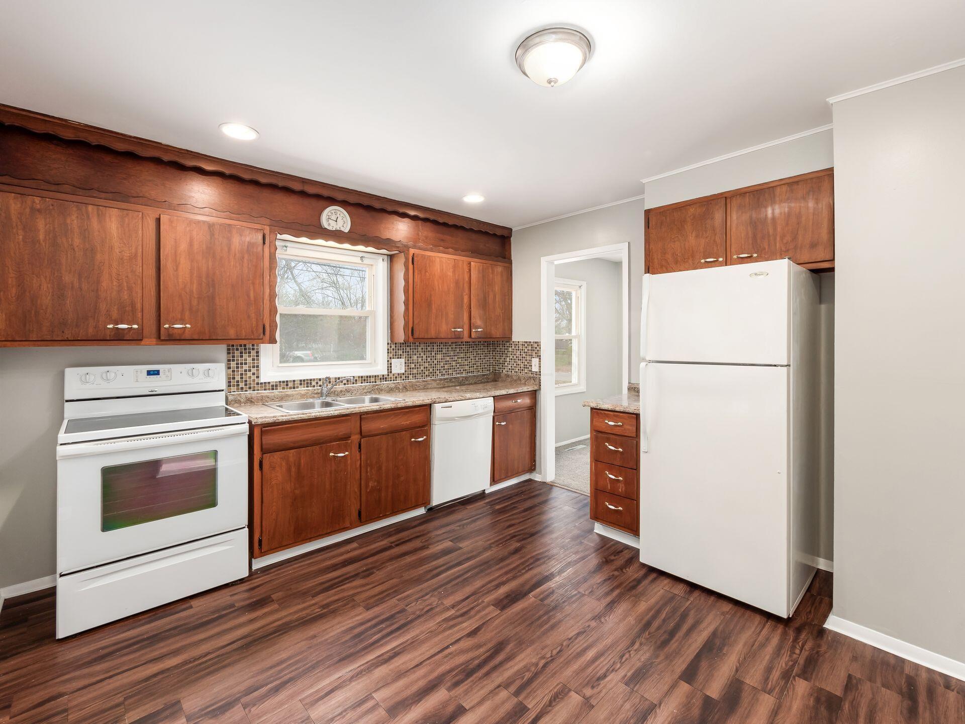4622 Amesbury Road