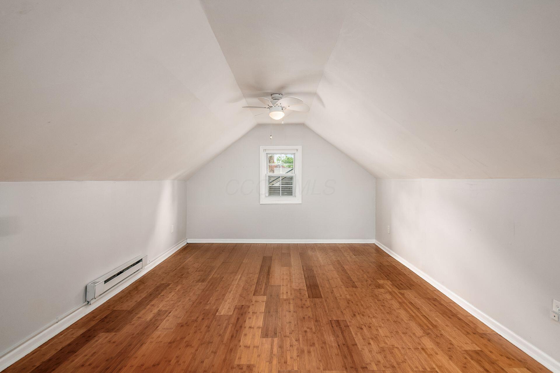 263 E Beaumont Road