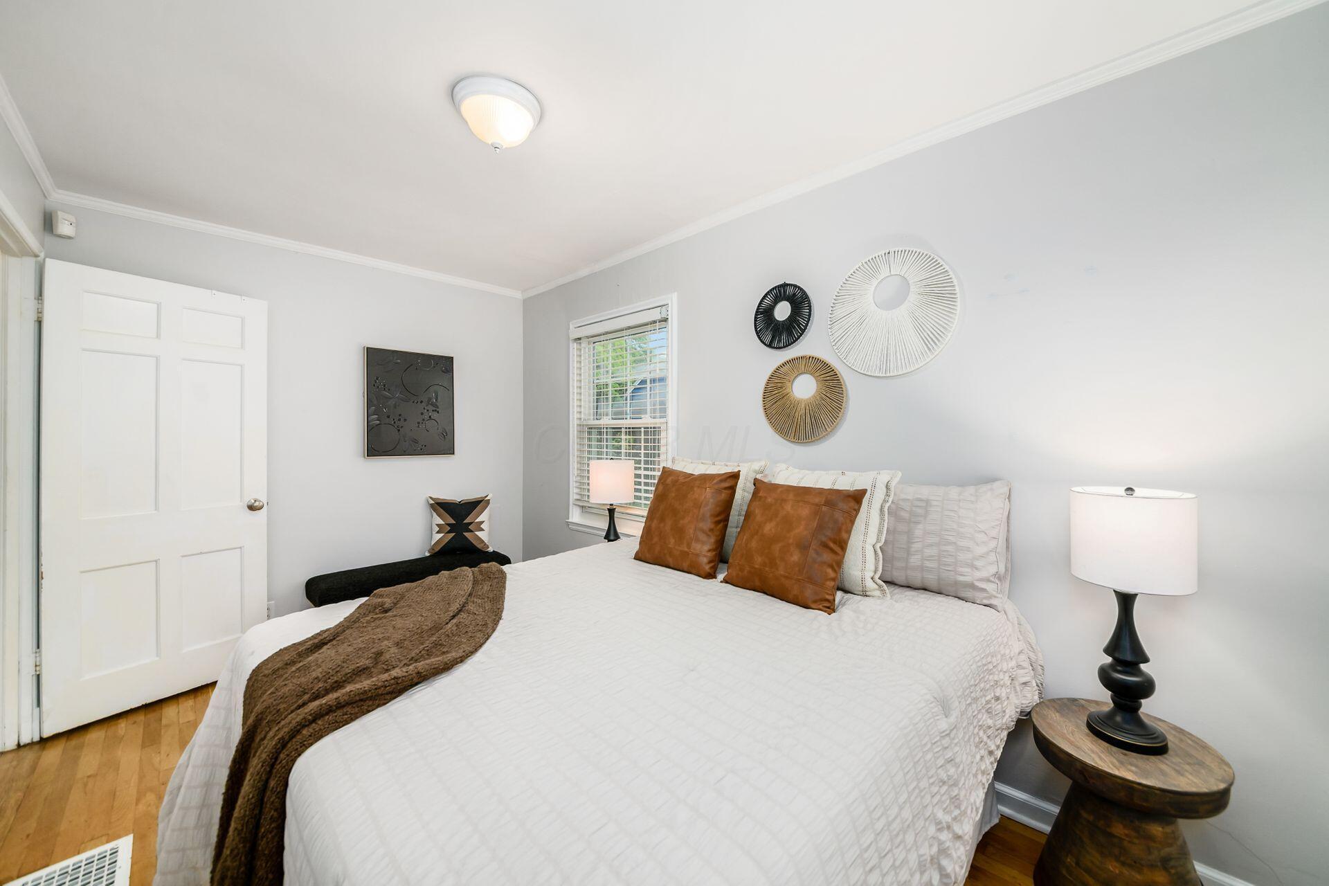 263 E Beaumont Road
