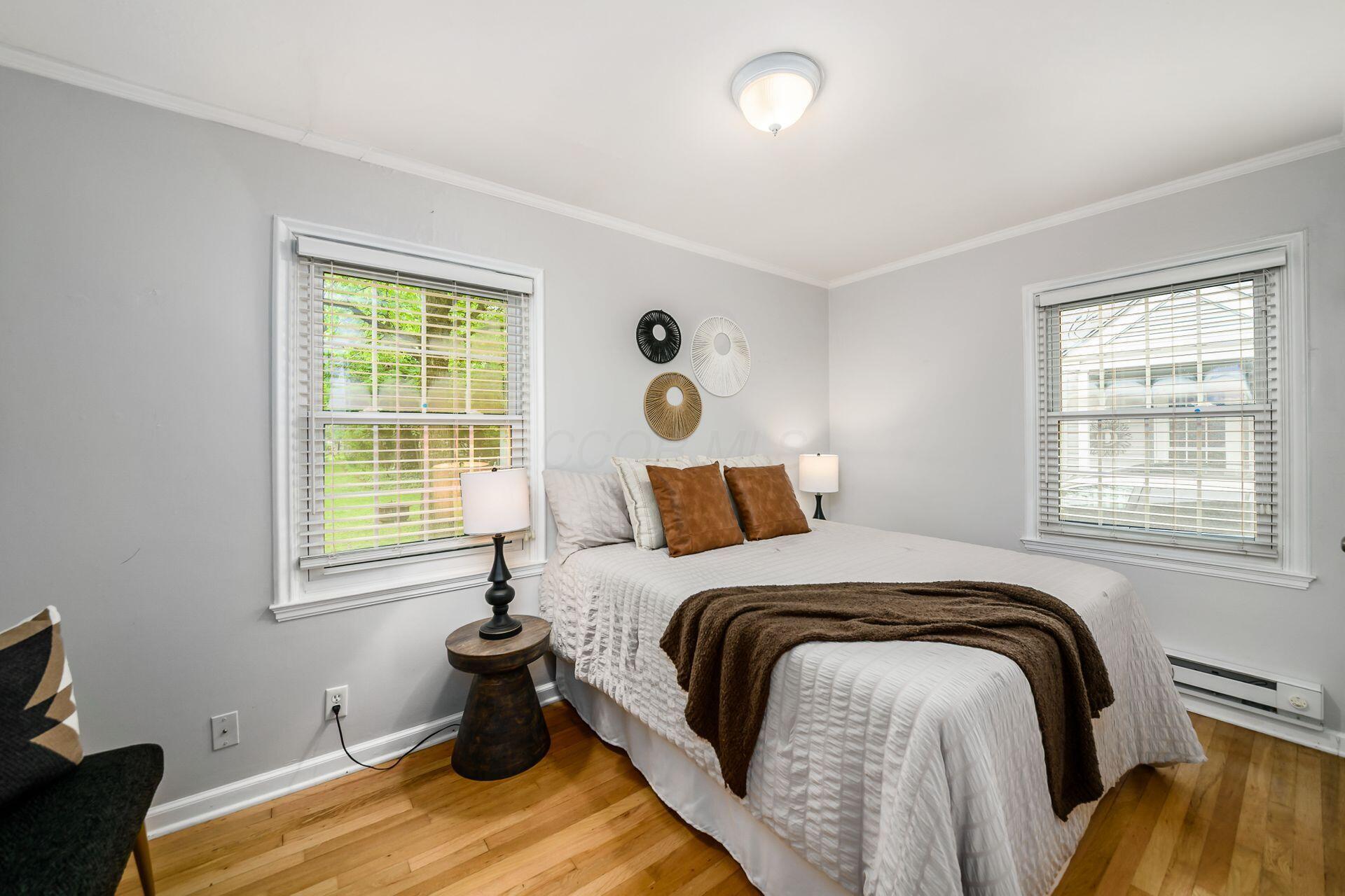 263 E Beaumont Road