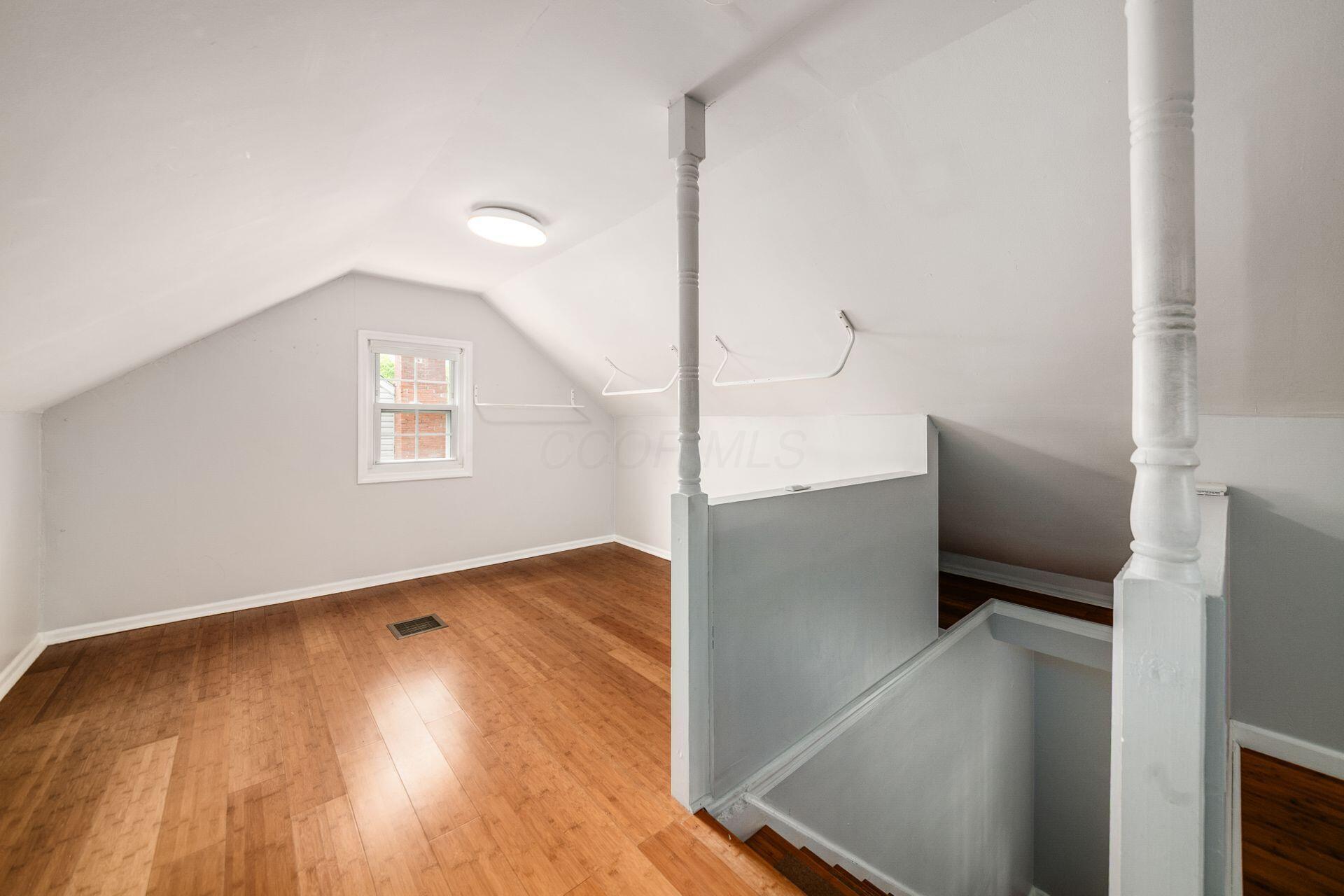 263 E Beaumont Road