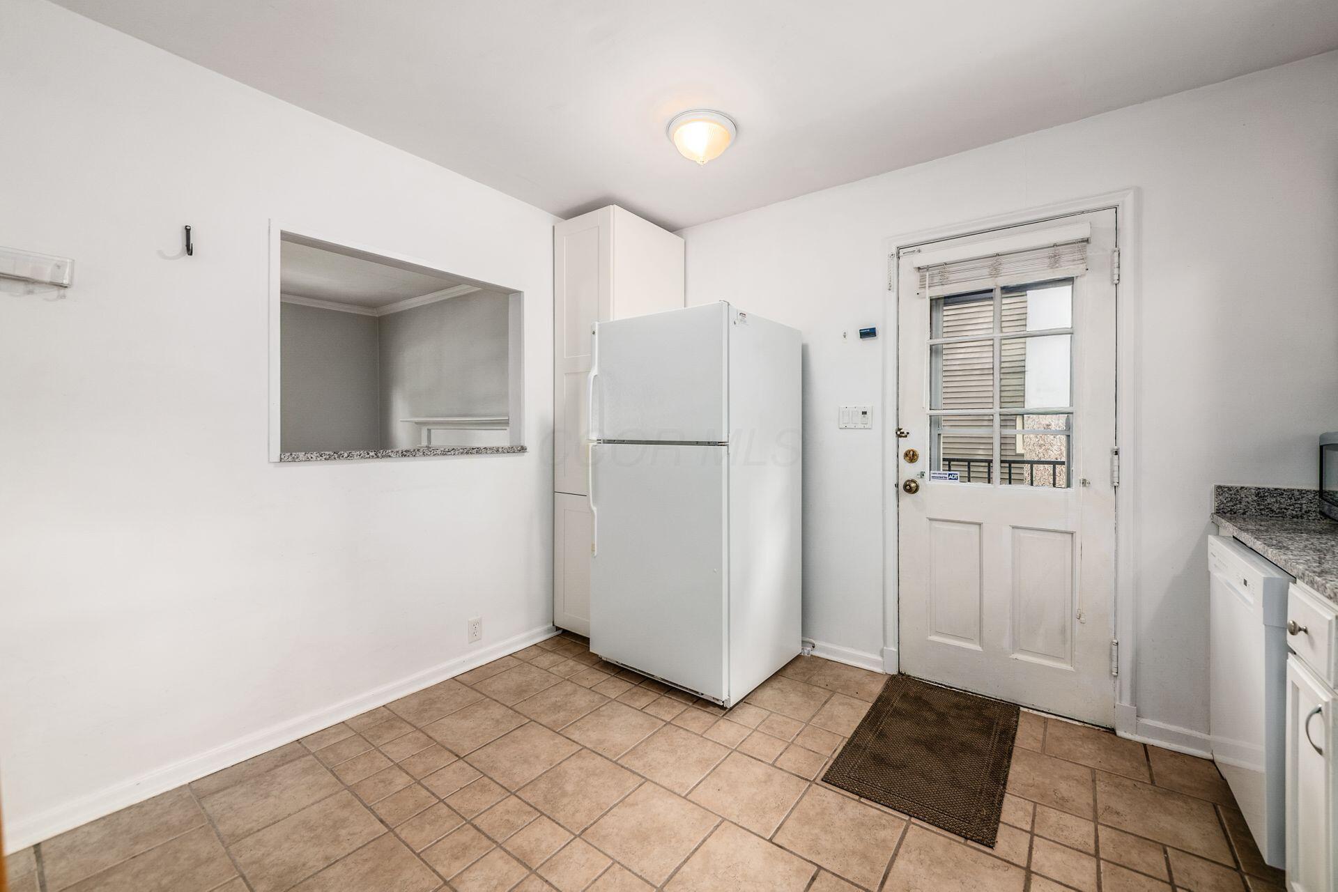 263 E Beaumont Road