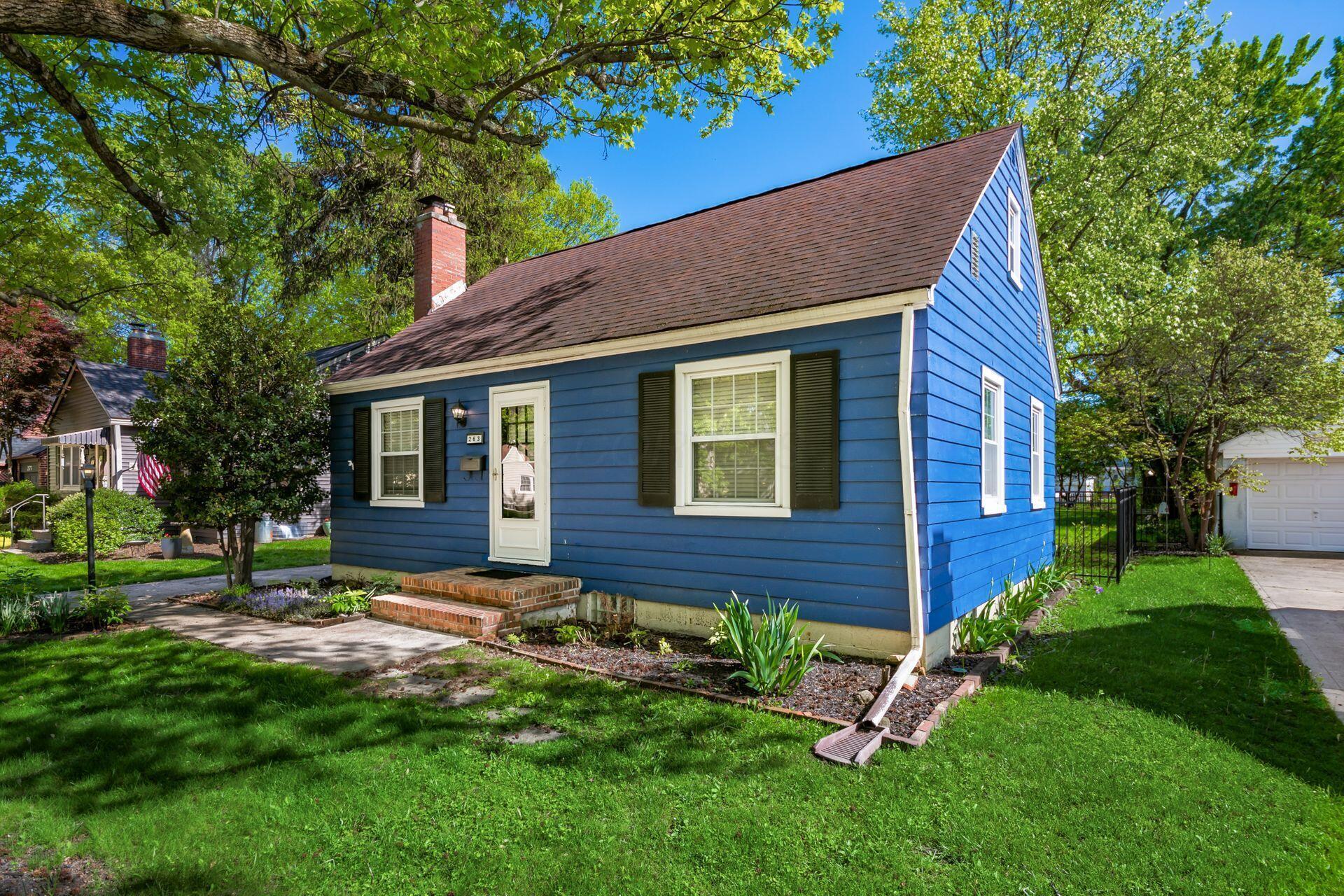 263 E Beaumont Road