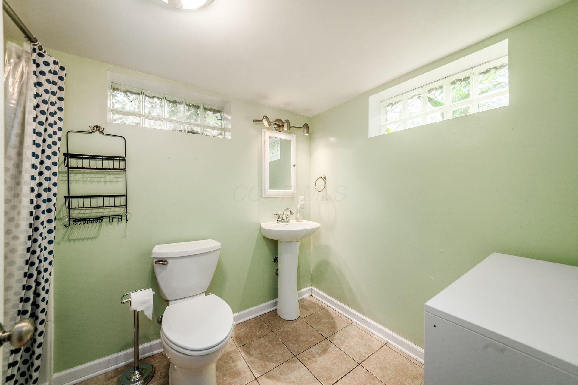 263 E Beaumont Road