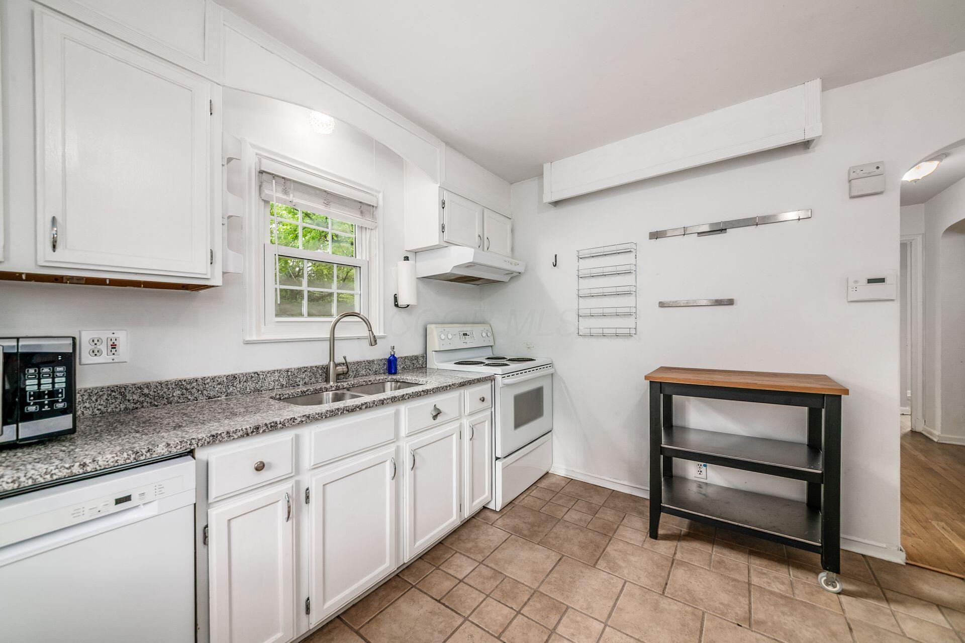 263 E Beaumont Road